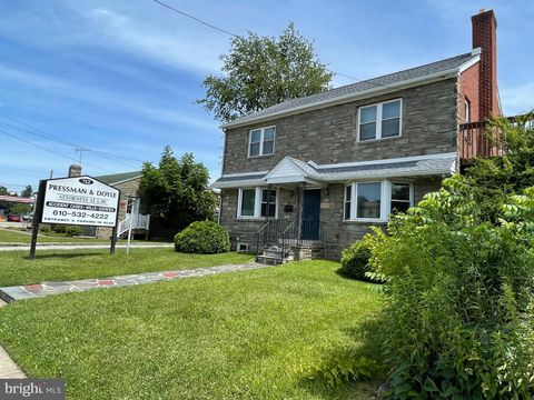 Photo of 712 E Macdade Boulevard, FOLSOM, PA 19033 (MLS # PADE2107220)