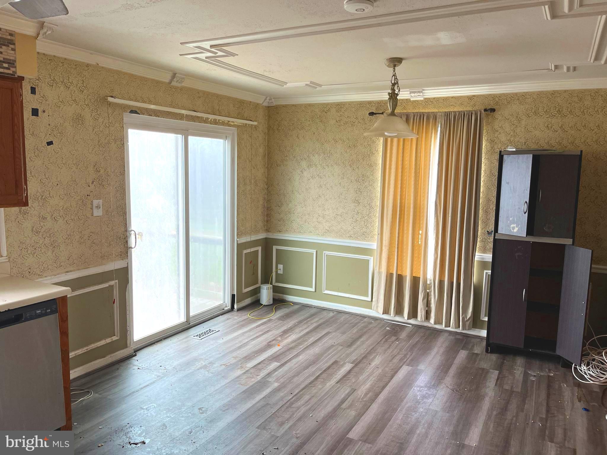 WILLIAMSTOWN - Residential