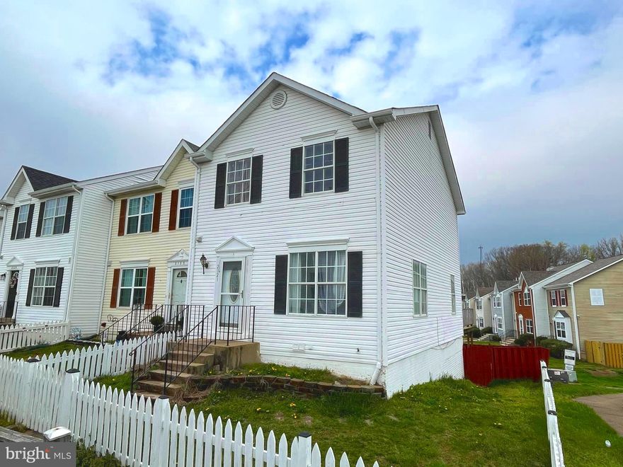 INVESTORS!  Fixer-upper in the popular Williamsburg community of Dumfries needs work and is priced attractively!  4 BR 3.5 BA end unit townhome with three levels and walk-out basement offers serious upside potential for renovations:  similar end unit comp (2101 Fort Donelson) closed for $405k on 11/16/23!  New roof in 2019, new water heater in 2023.  Home offers a deck off the kitchen, a rear patio, and a fully fenced yard.  Community amenities include swimming pool, basketball court, picnic area and tot lot.  One assigned parking space, plus plenty of visitor parking.  Great location for commuters just minutes from Quantico, and easy to reach I-95, Route 1, and Route 234.  Additional transportation options include VRE and Omnilink bus service.  Enjoy Wegmans and the Alamo Drafthouse Cinema at nearby upscale Stonebridge at Potomac Town Center, plus a huge variety of shopping, dining, and entertainment at Potomac Mills Shopping Center in Dale City.  Utilities are OFF and will not be turned on for any reason prior to closing, so bring flashlights when viewing.  Cash offers only.  Property is being sold "As Is, Where Is" and subject to short sale and bankruptcy court approval.  Offer deadline is 5 pm on Tuesday, April 9th.  Our team of experienced agents handle these legal sales as our regular daily business.