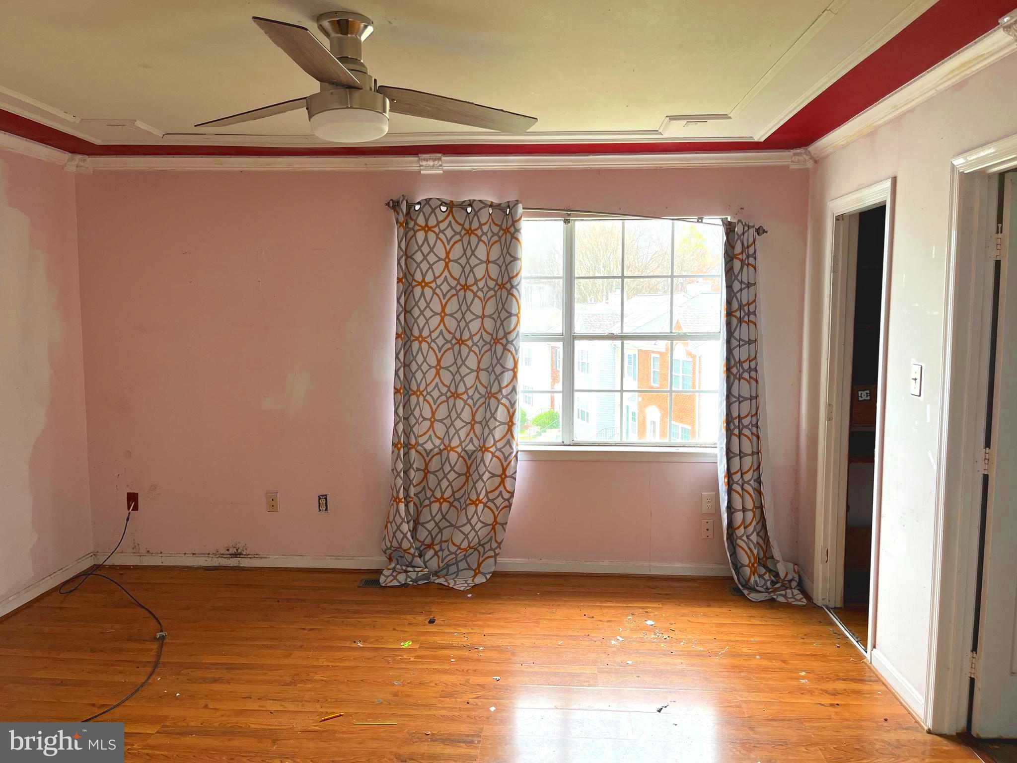 WILLIAMSTOWN - Residential