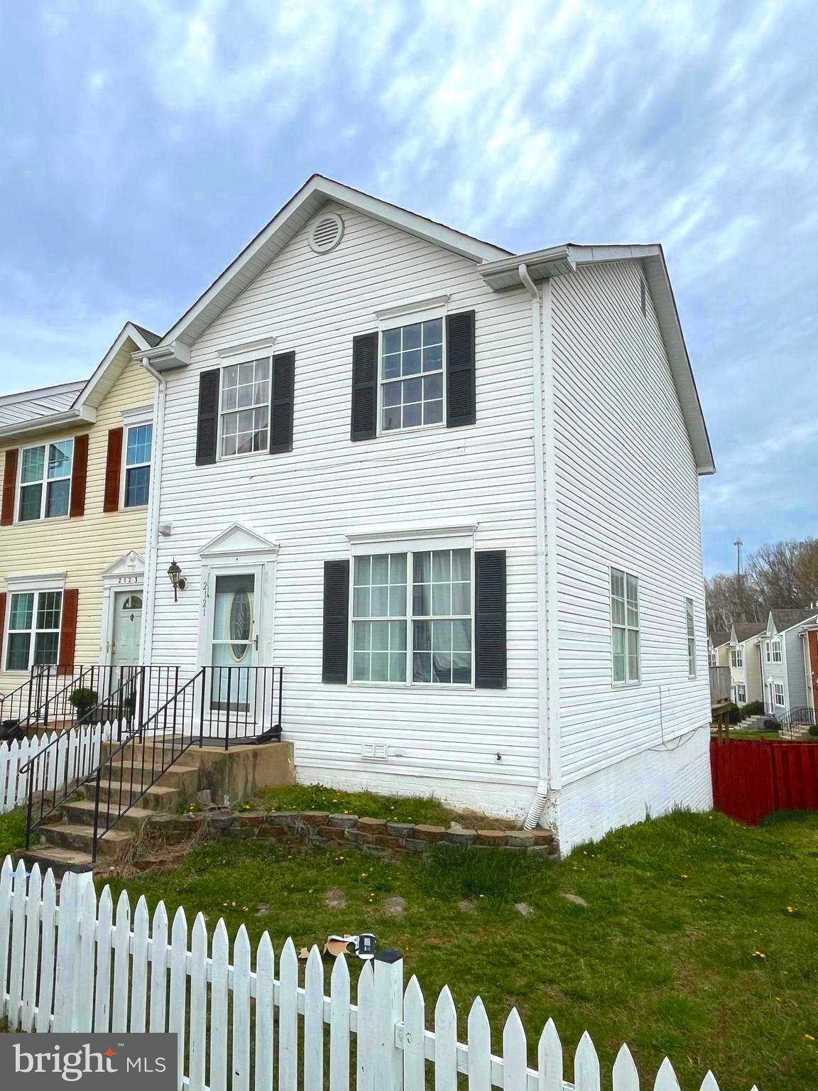 WILLIAMSTOWN - Residential