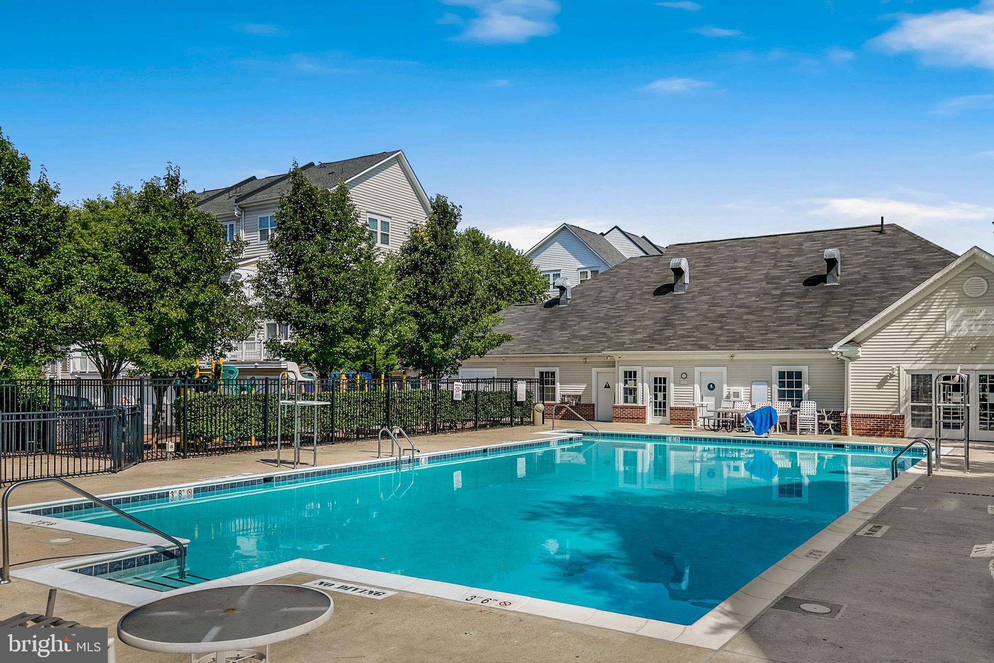 BUCKINGHAM STATION - Residential