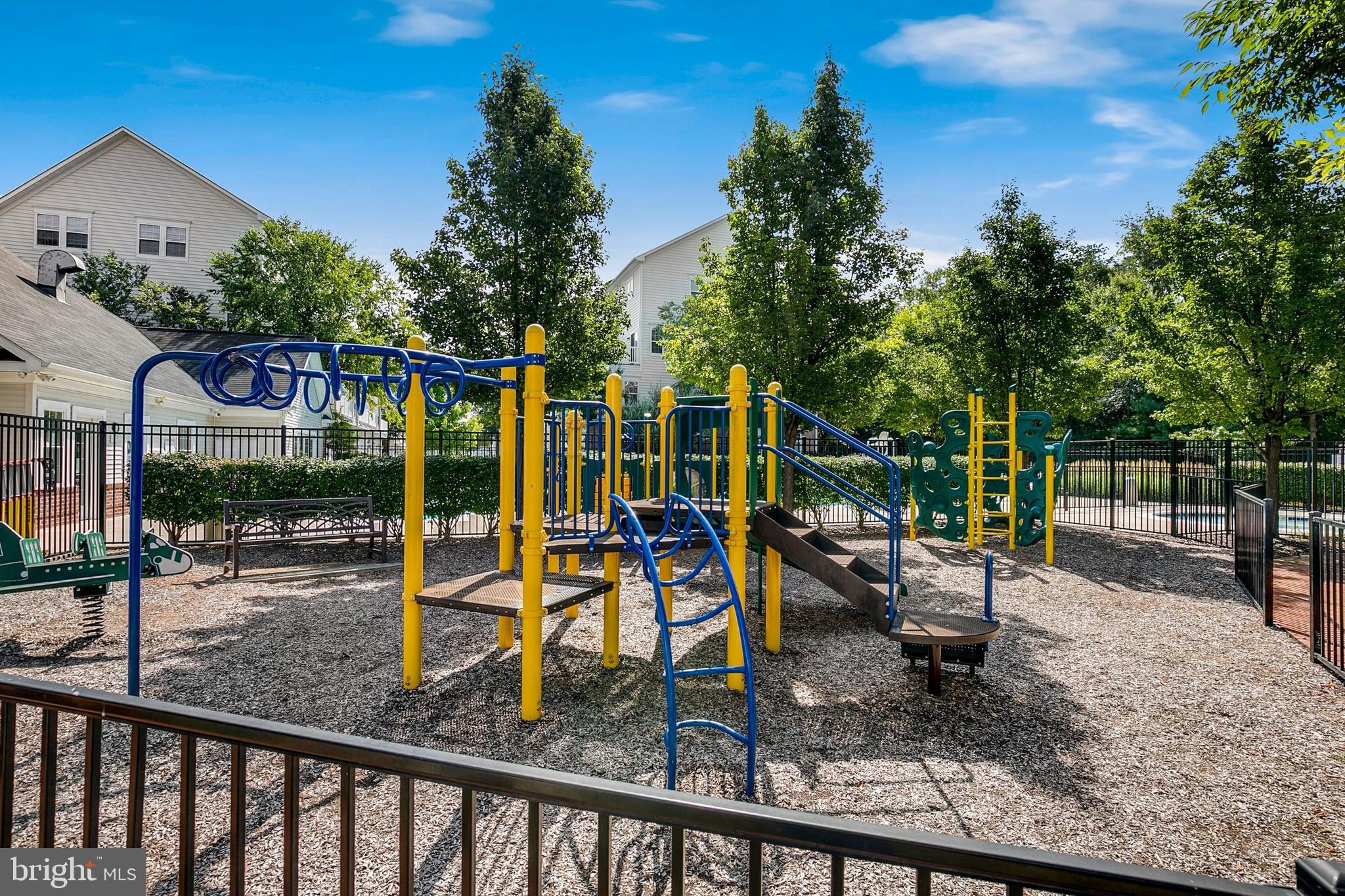 BUCKINGHAM STATION - Residential