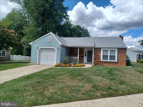 Homes For Sale - 54 Knollwood Drive<br/> Gloucester County, WOODBURY, NJ 08096