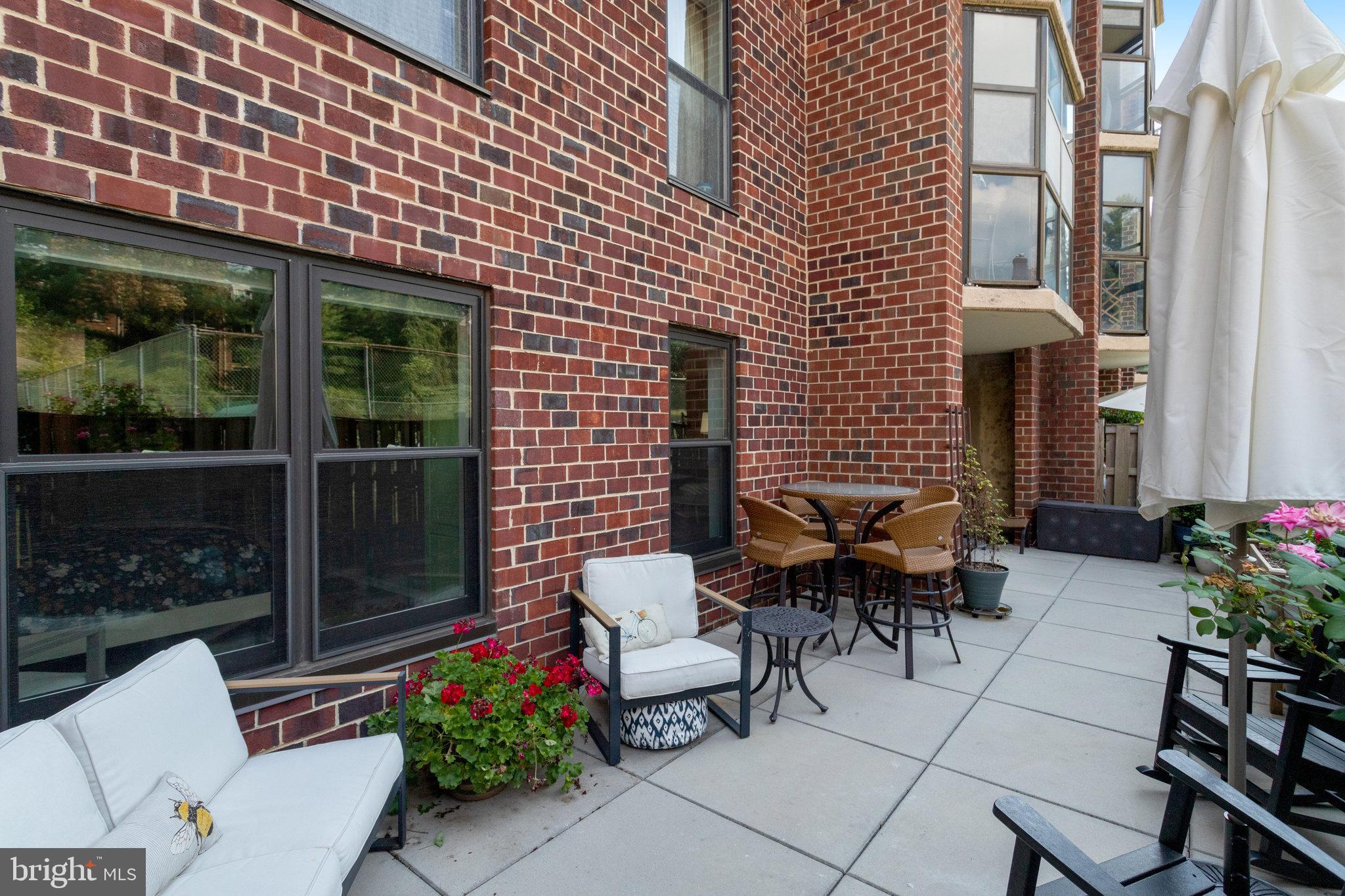 ASTORIA - Residential