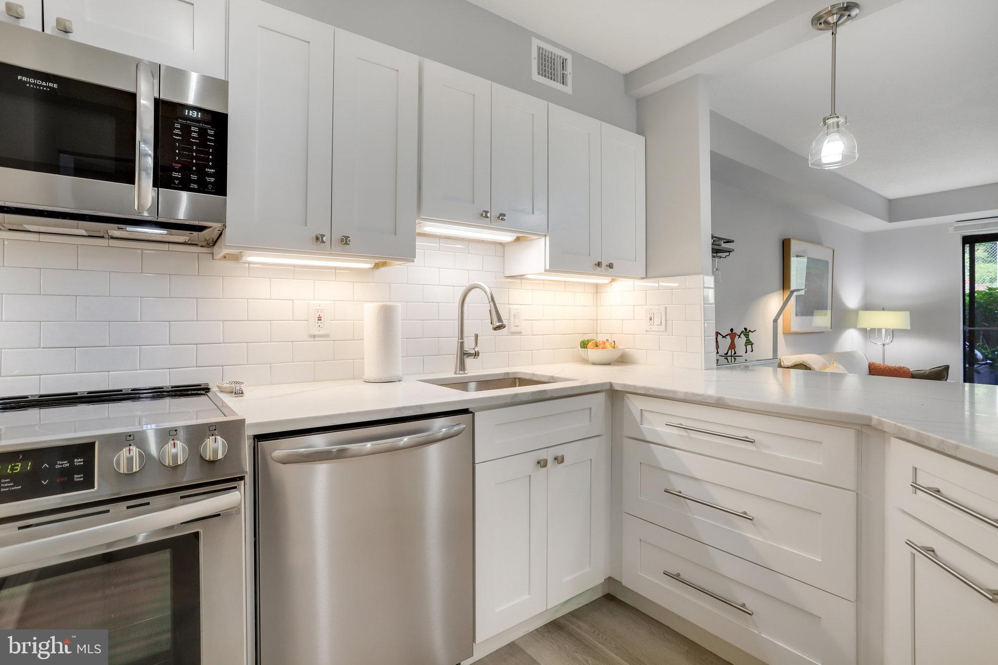 ASTORIA - Residential