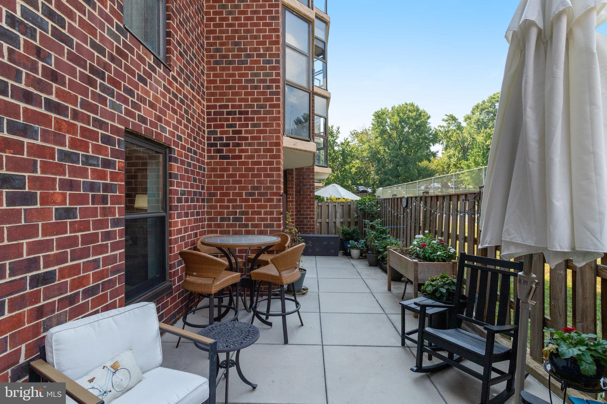 ASTORIA - Residential