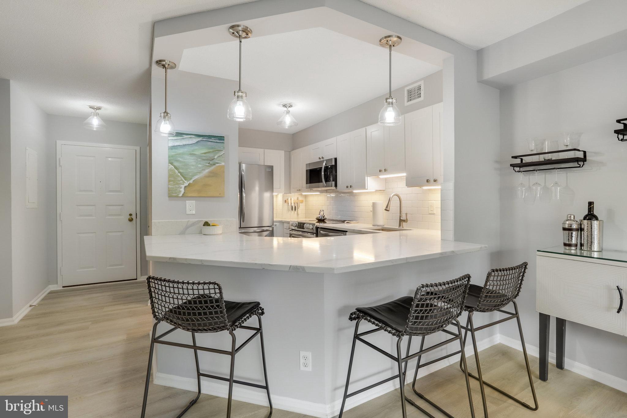 ASTORIA - Residential