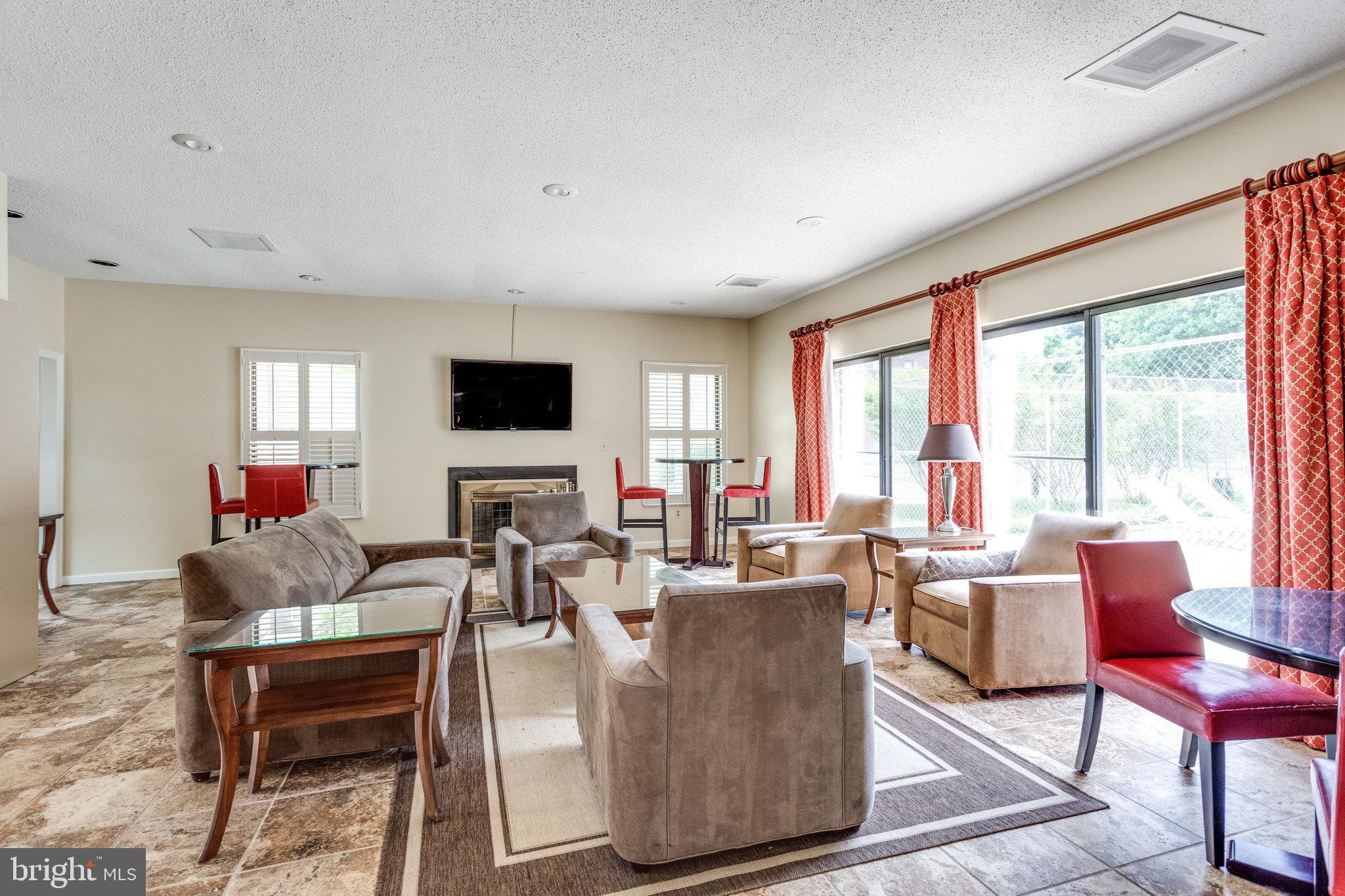 ASTORIA - Residential