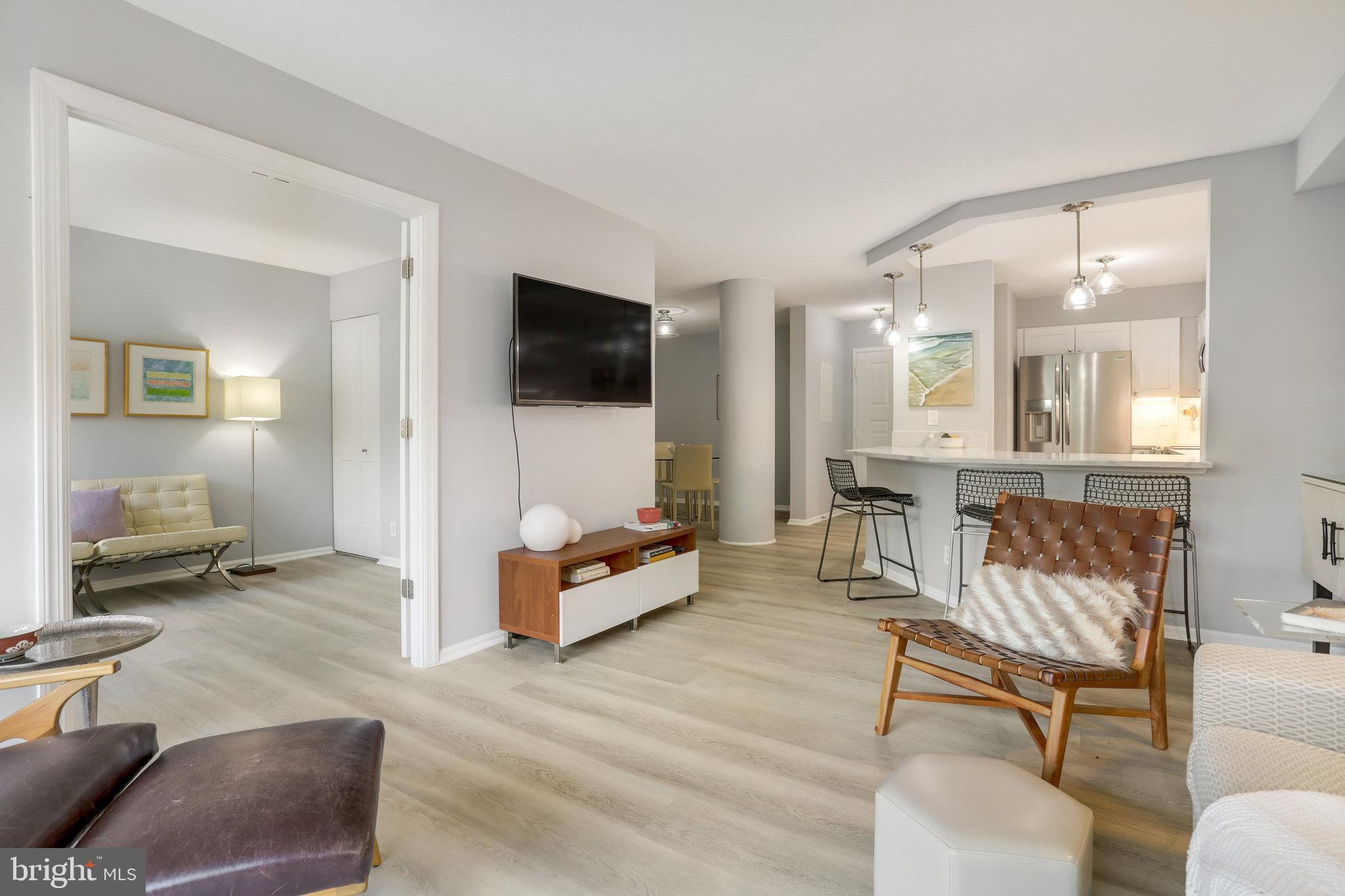 ASTORIA - Residential