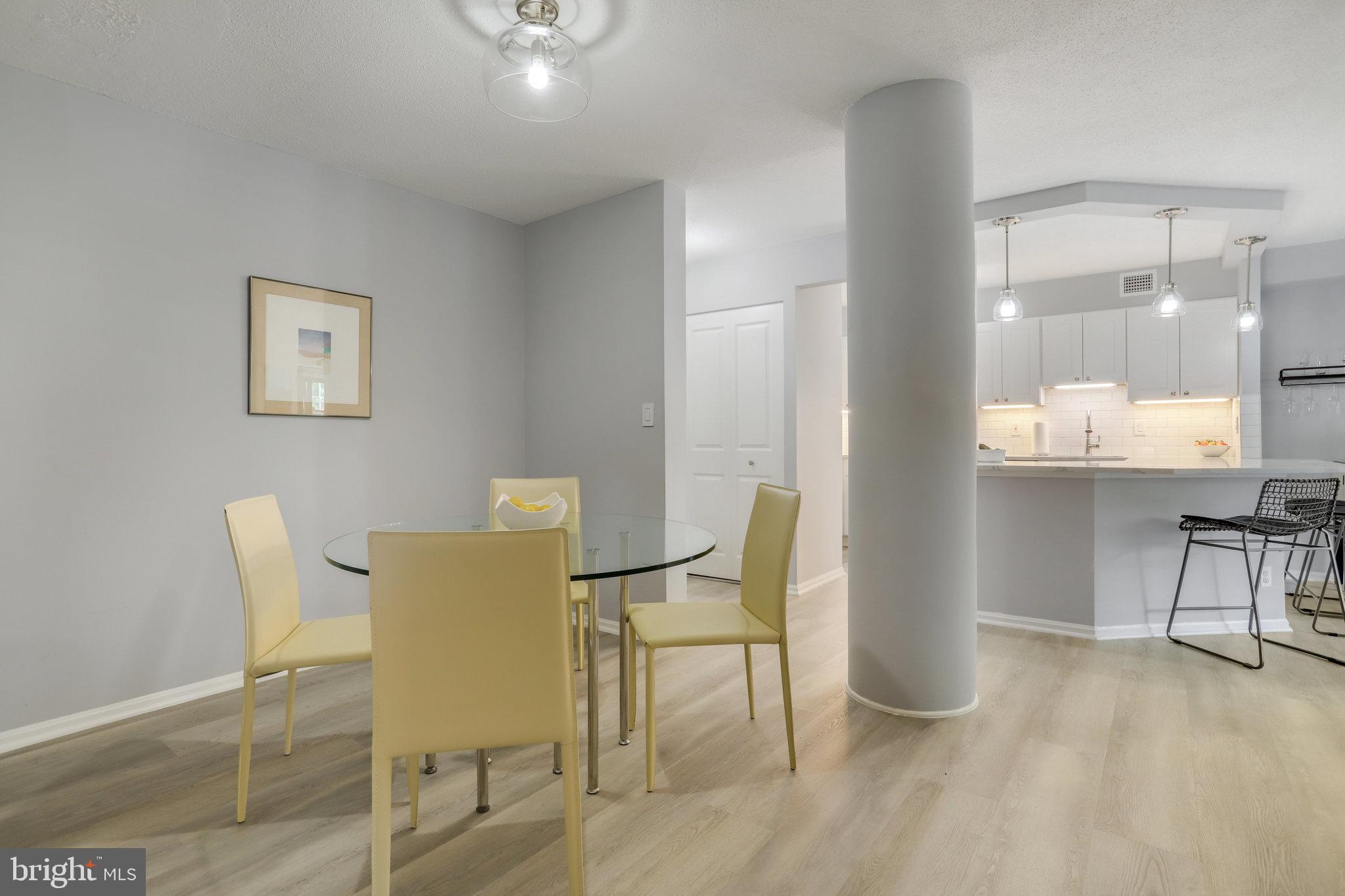 ASTORIA - Residential