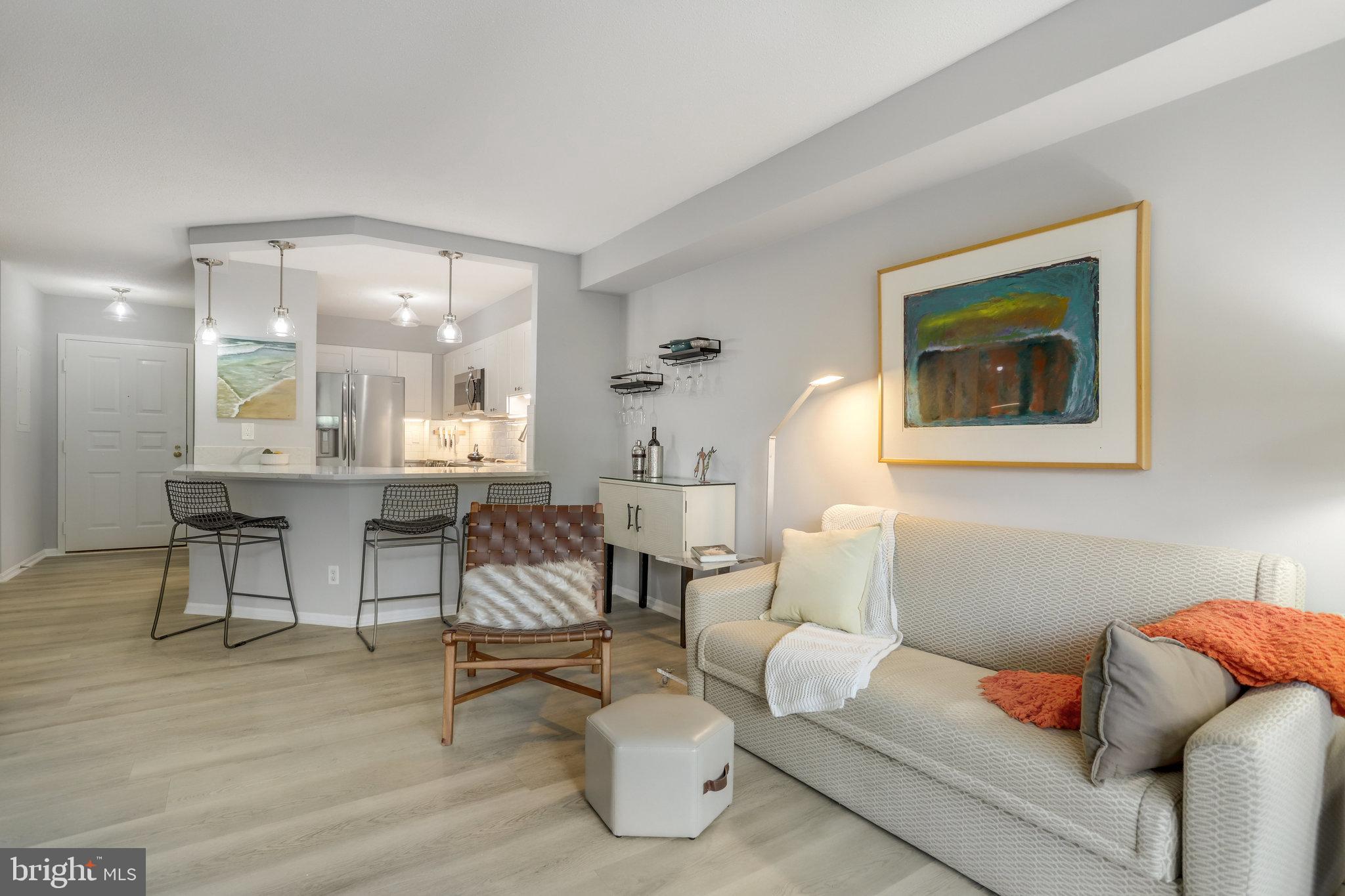 ASTORIA - Residential