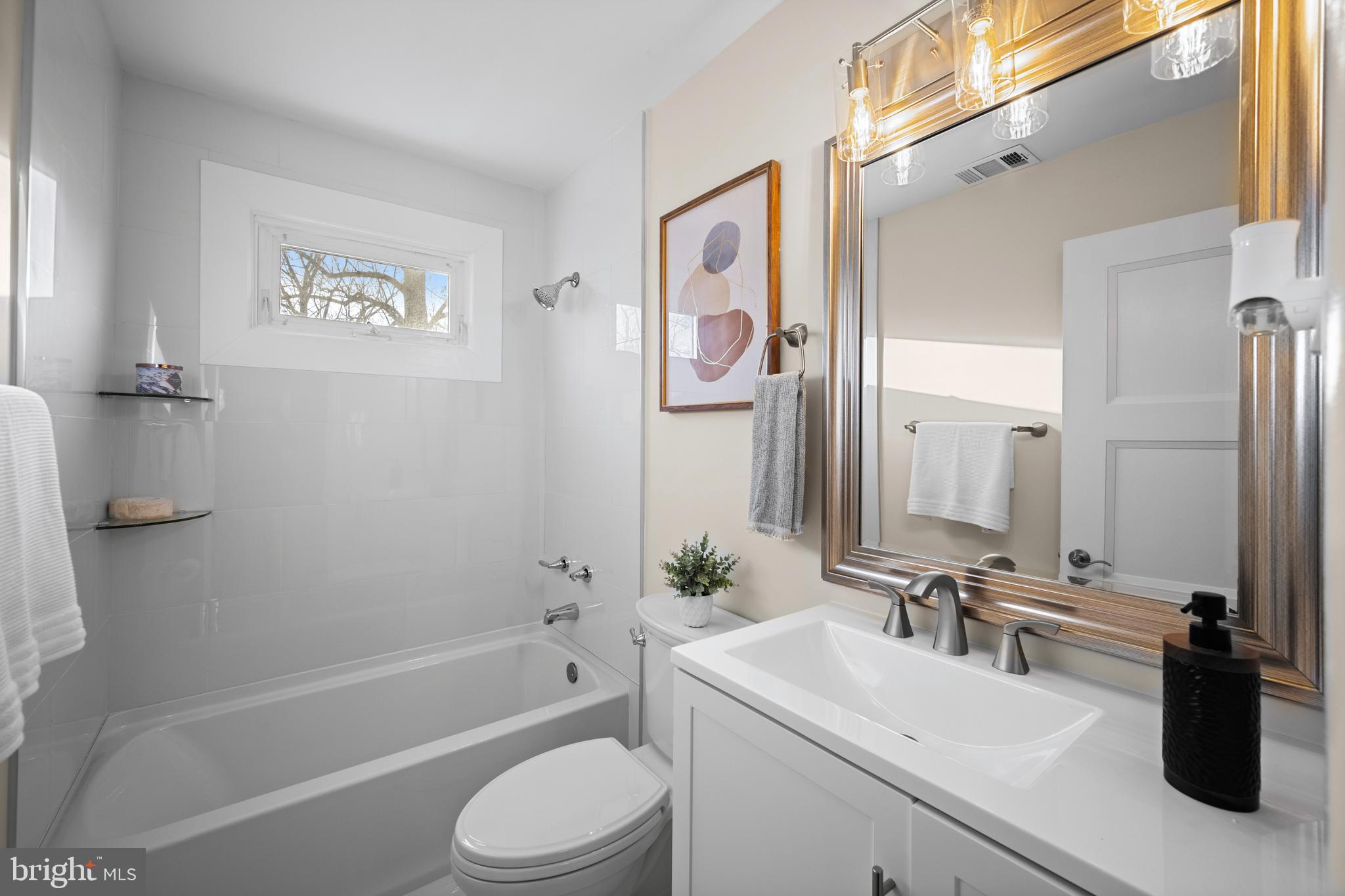 WINDSOR MILL - Residential