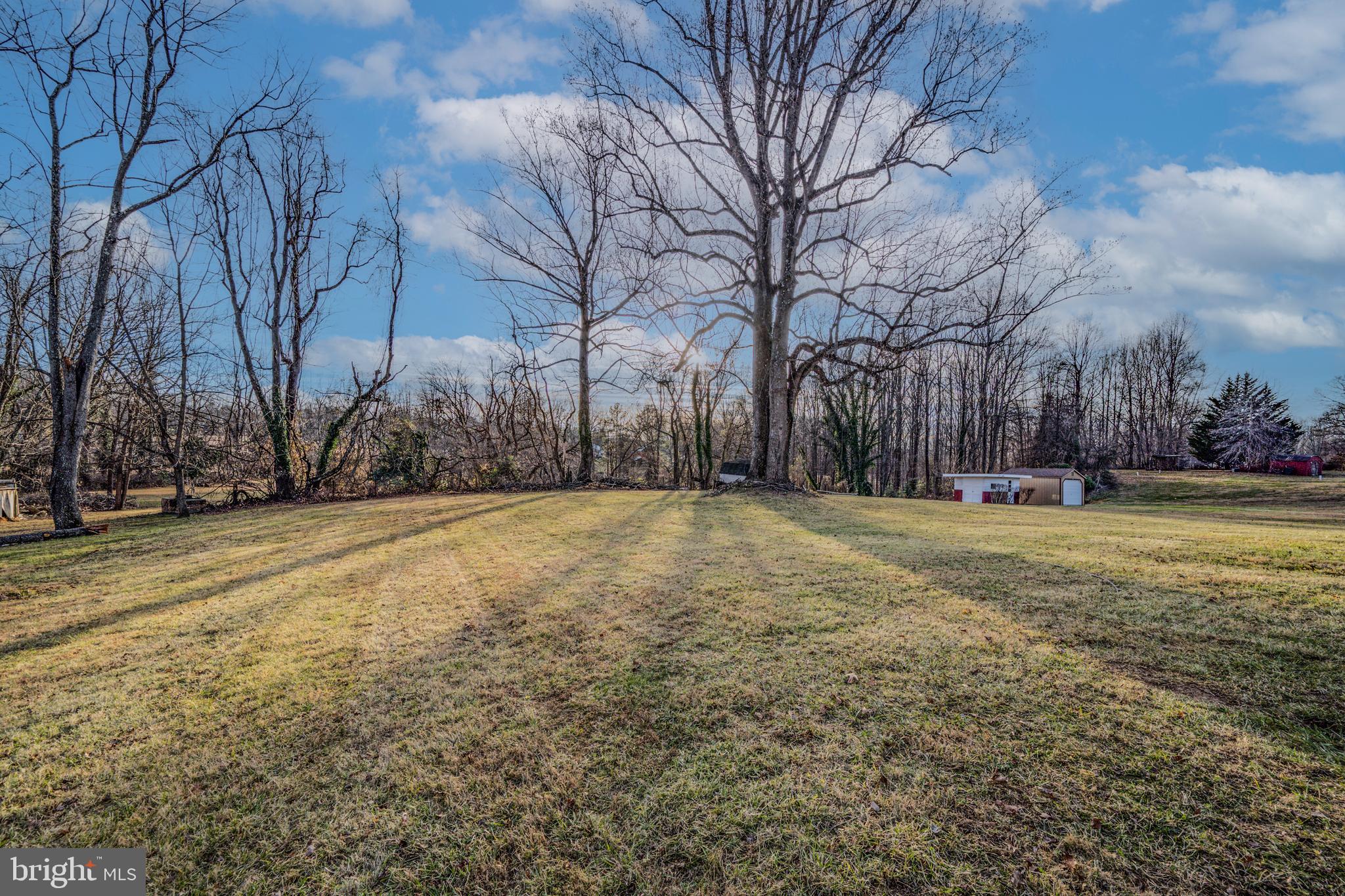 WINDSOR MILL - Residential