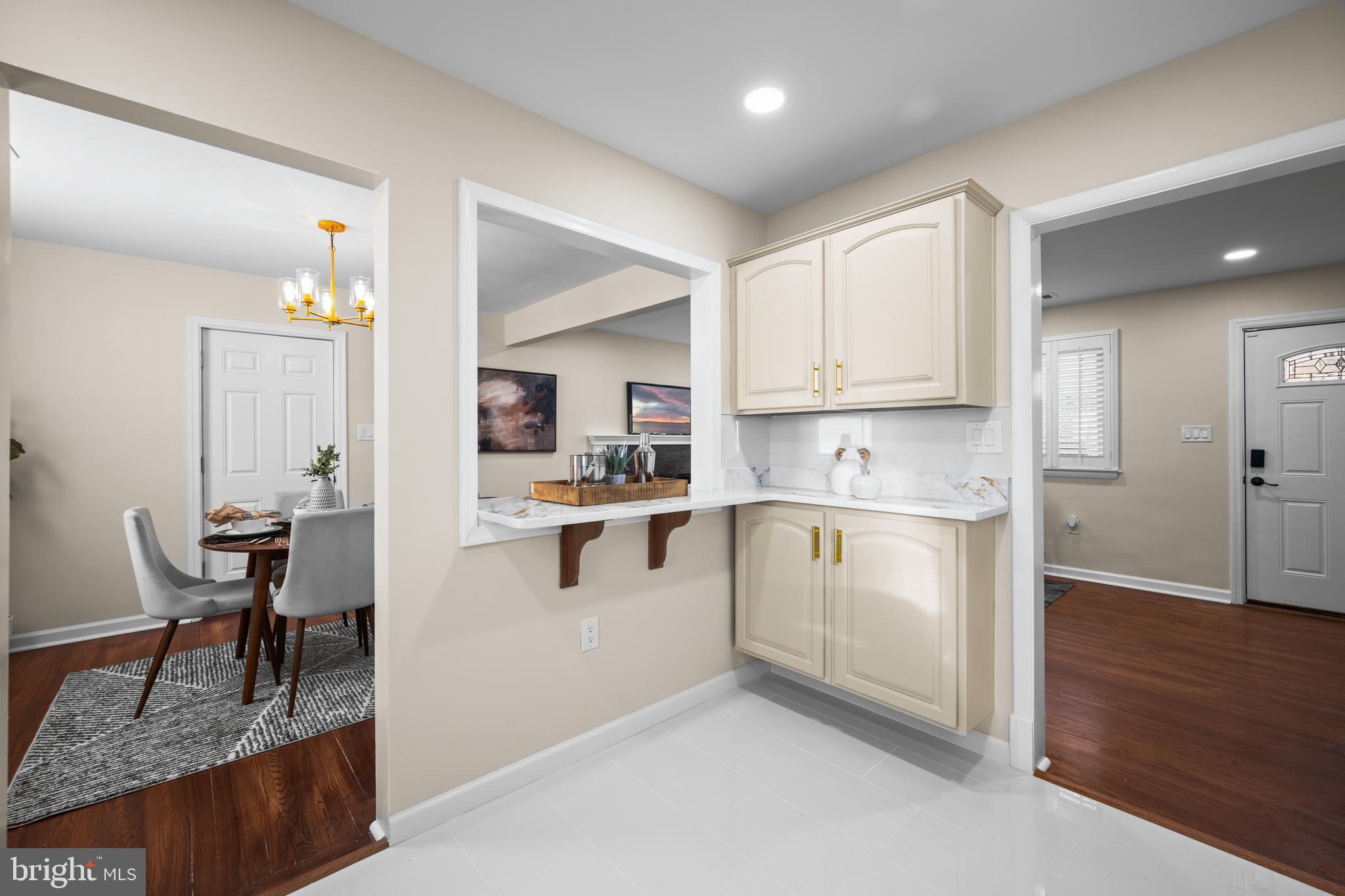 WINDSOR MILL - Residential