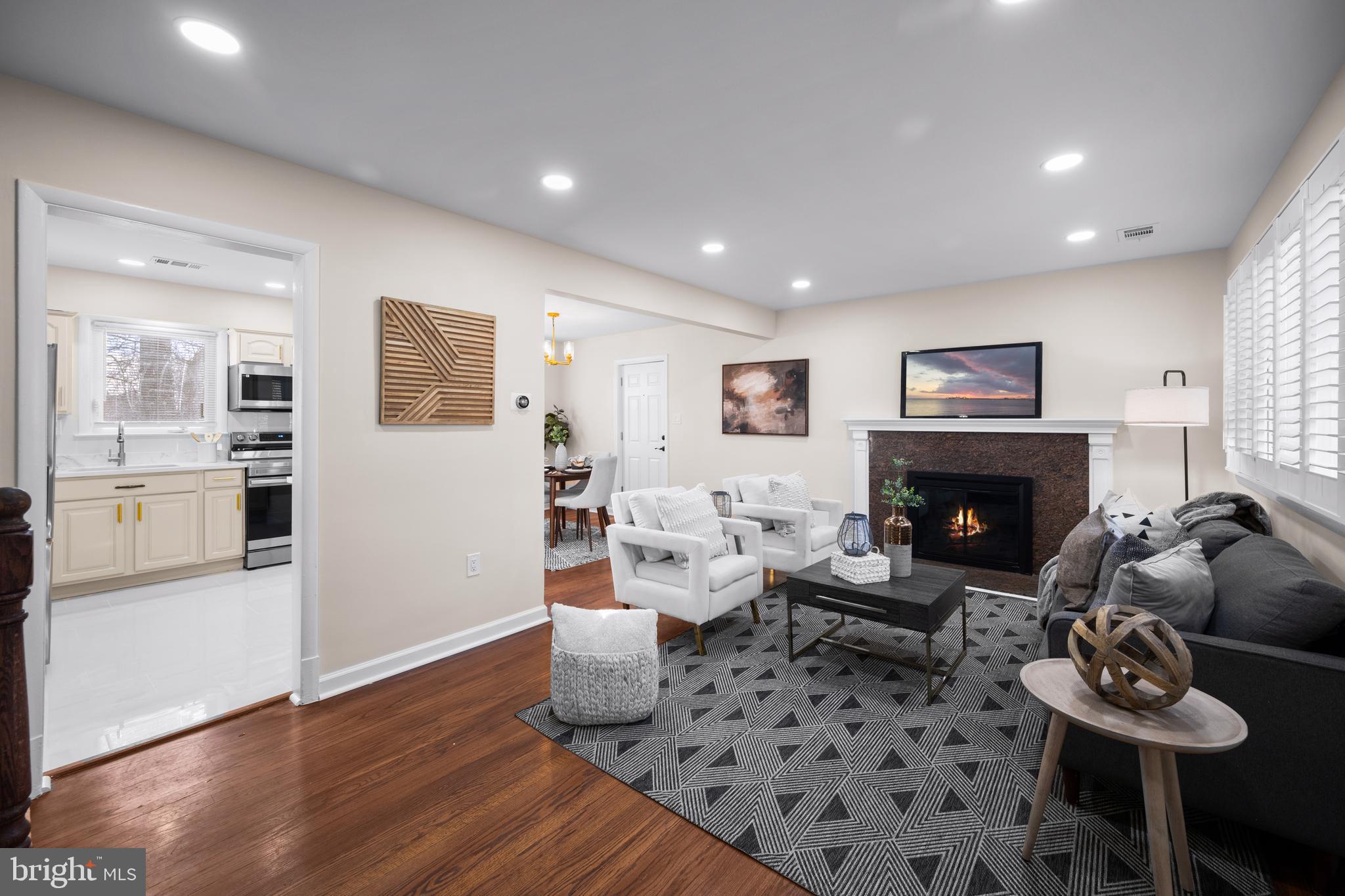 WINDSOR MILL - Residential