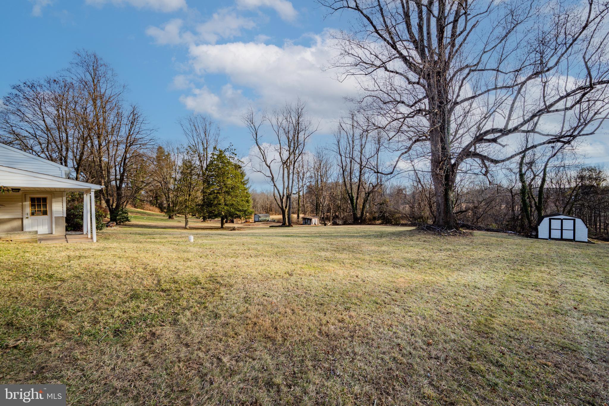 WINDSOR MILL - Residential