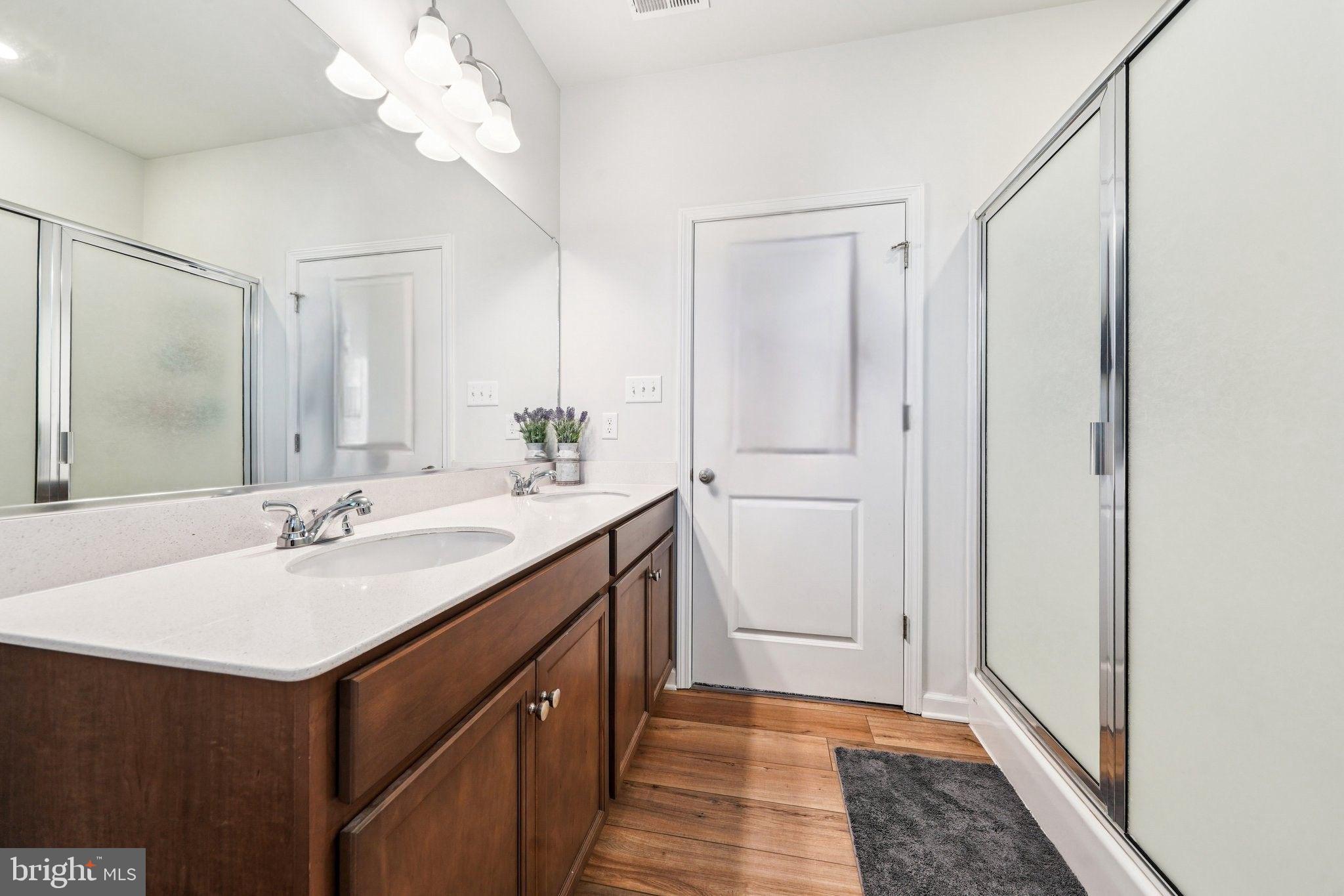 CENTRAL CROSSING - Residential