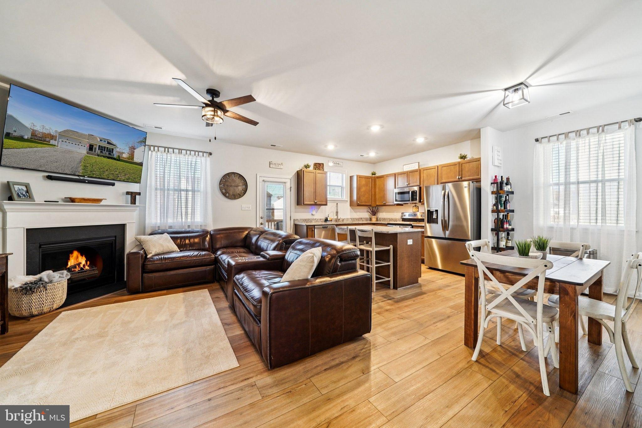 CENTRAL CROSSING - Residential