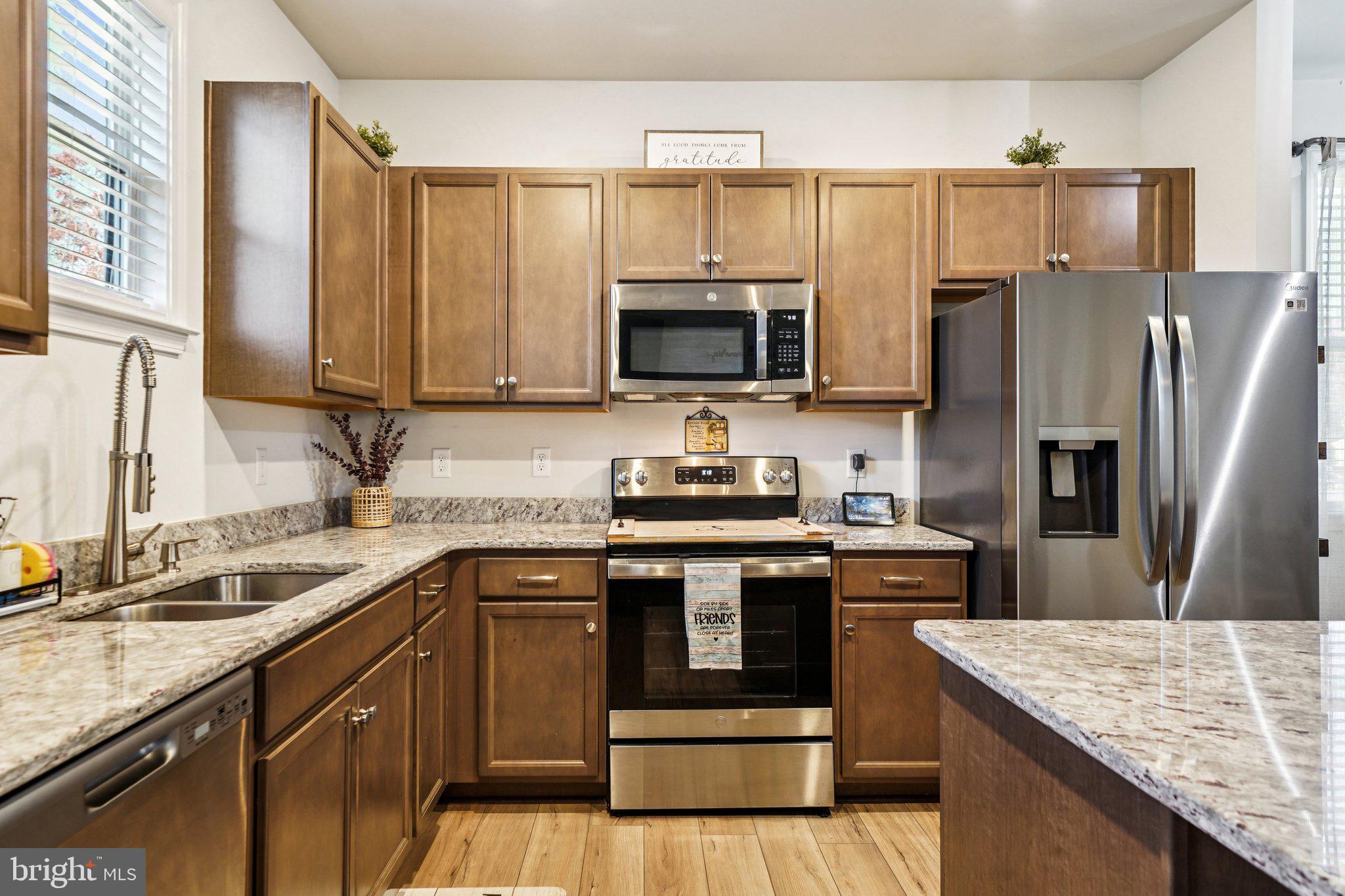 CENTRAL CROSSING - Residential