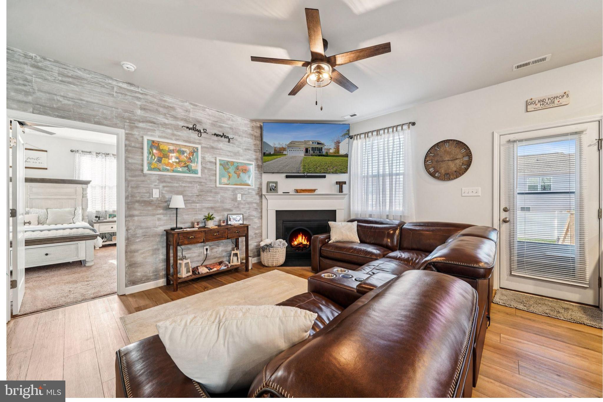 CENTRAL CROSSING - Residential