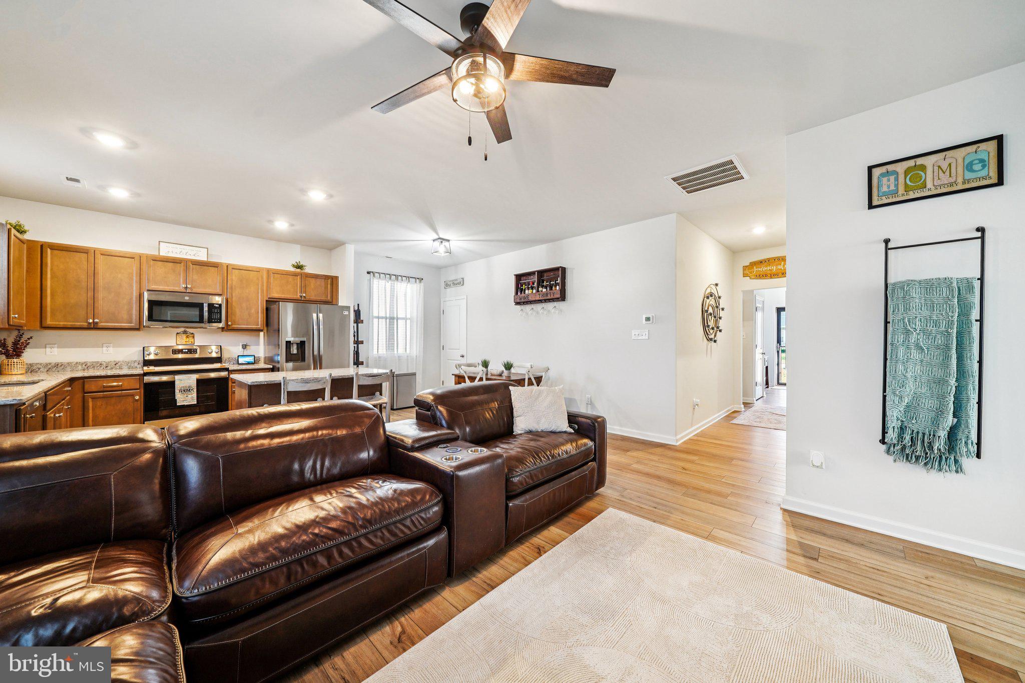 CENTRAL CROSSING - Residential