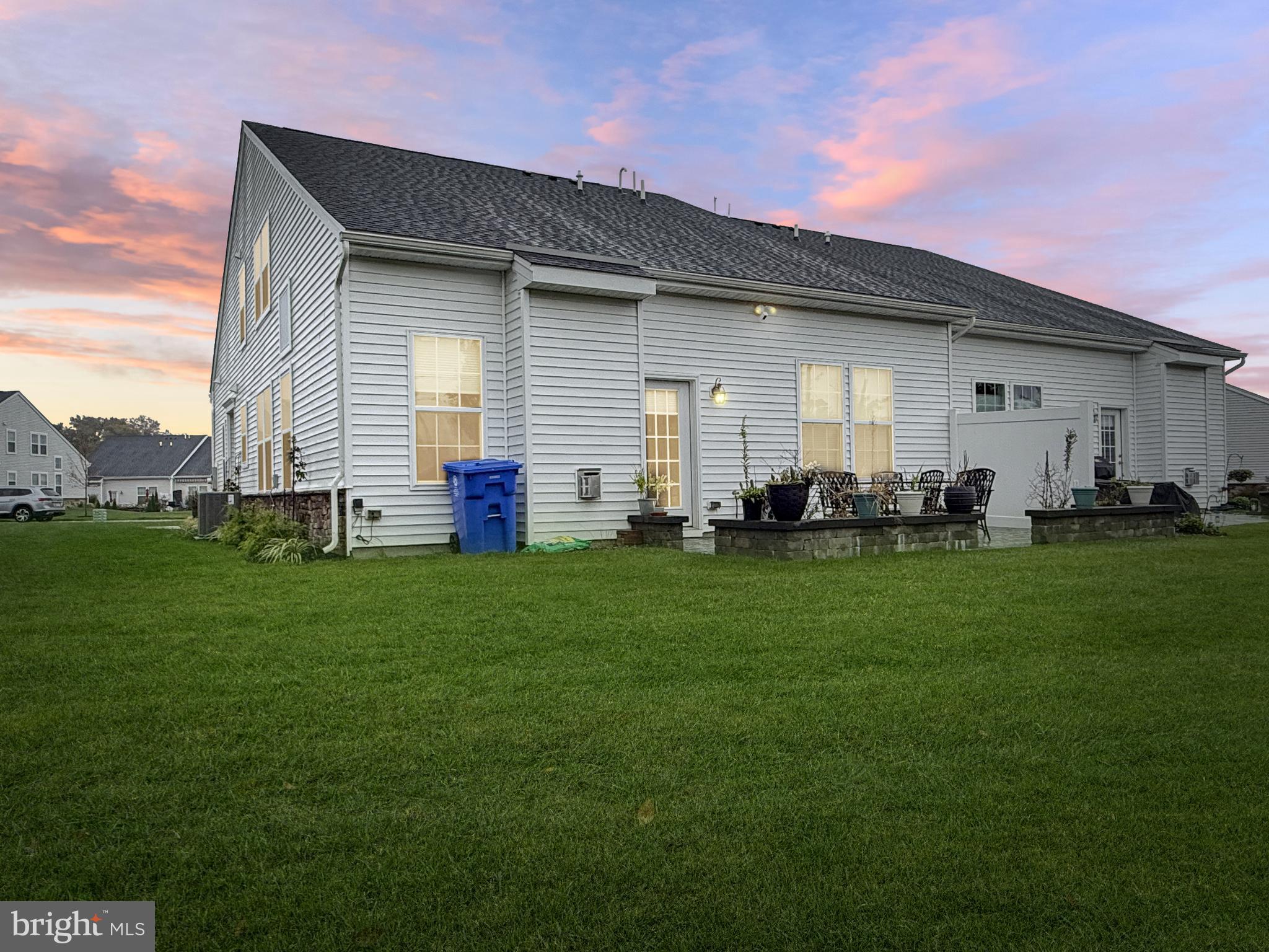 VENUE AT SMITHVILLE GREENE - Residential