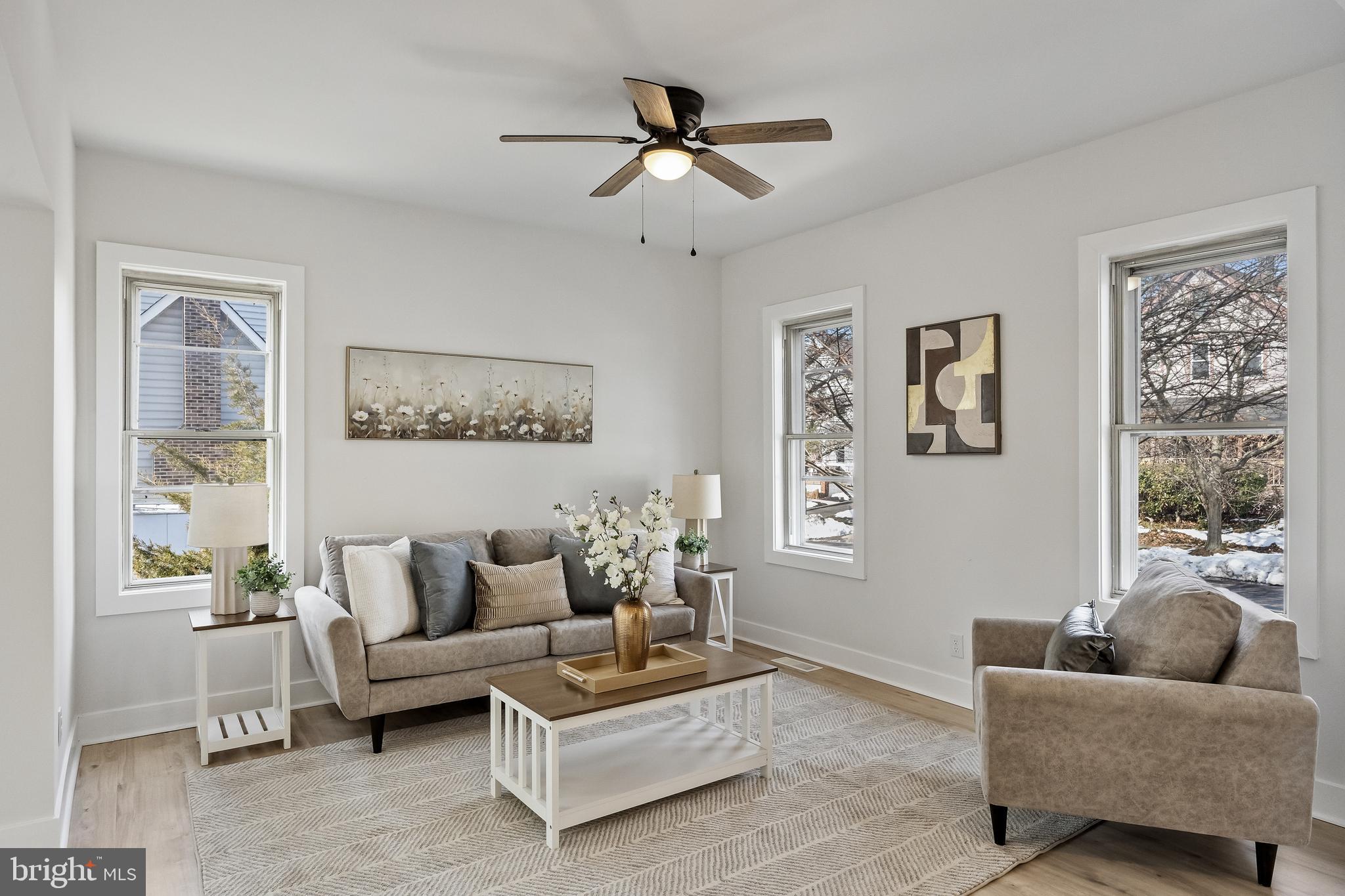 16 W GREENWOOD AVENUE