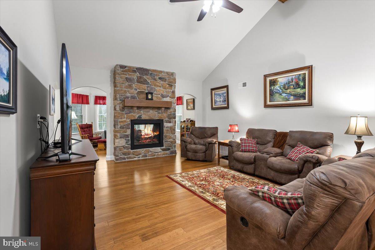 FIELDCREST - Residential