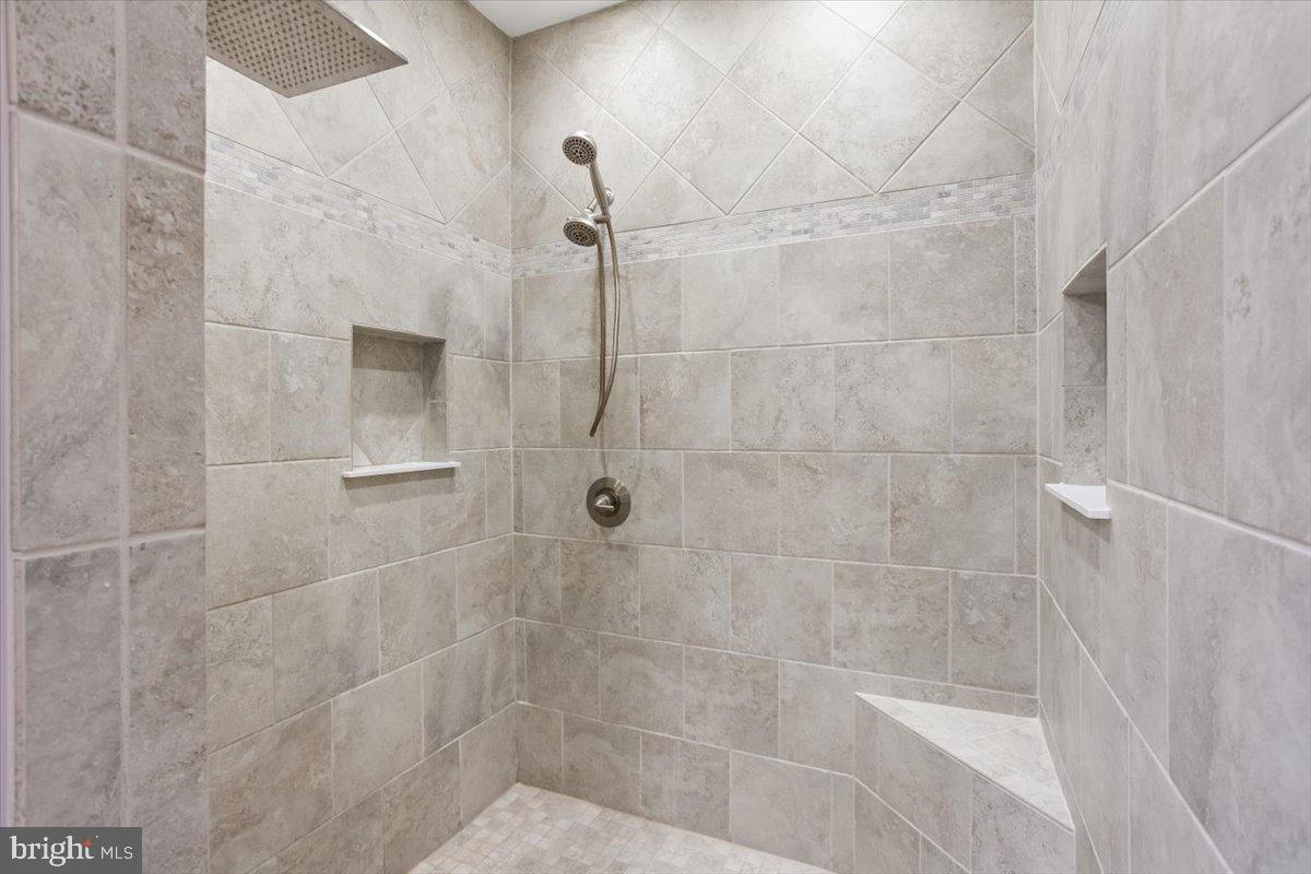 FIELDCREST - Residential