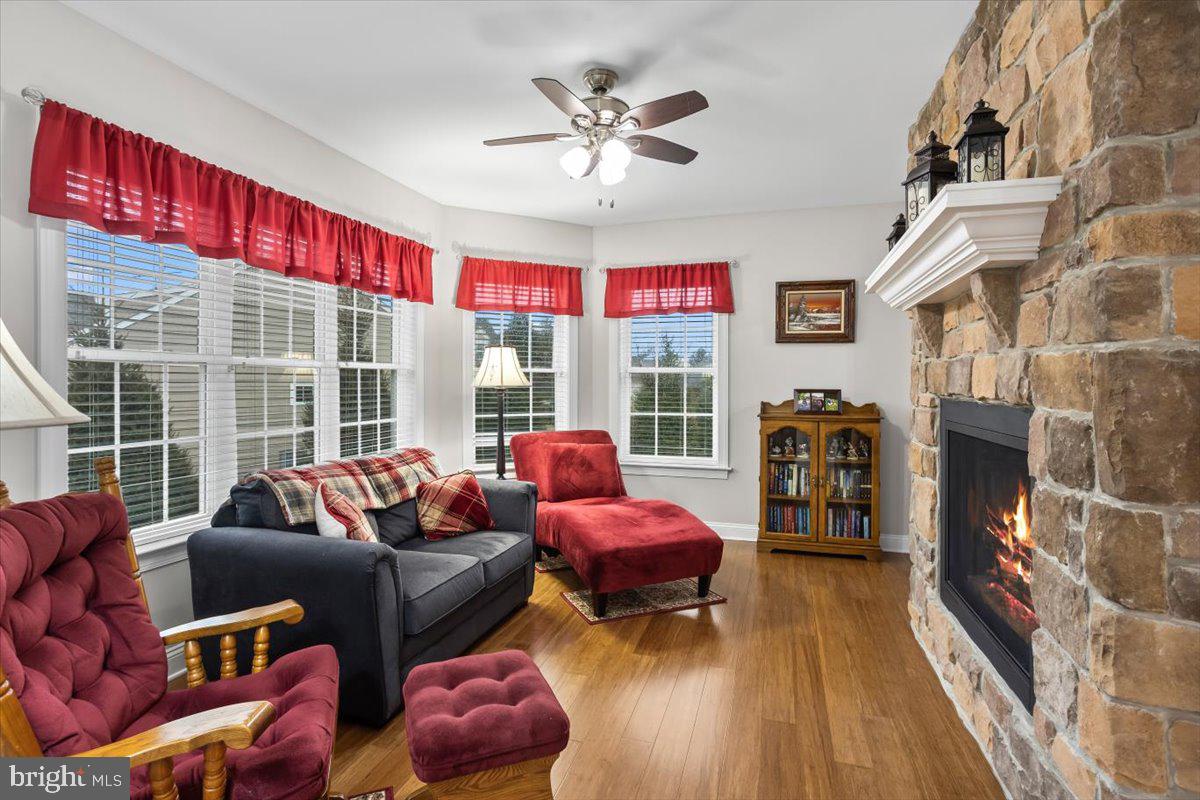 FIELDCREST - Residential