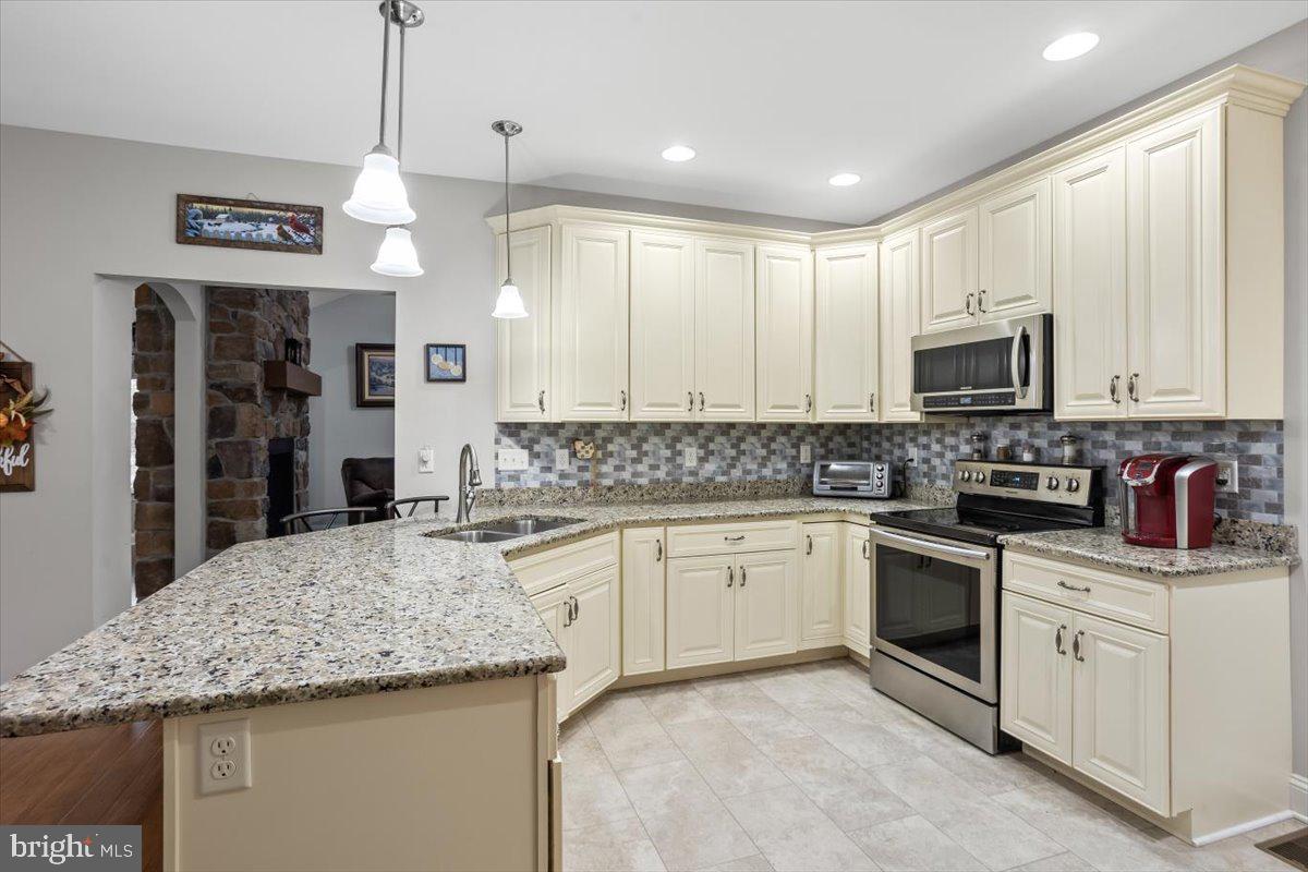 FIELDCREST - Residential