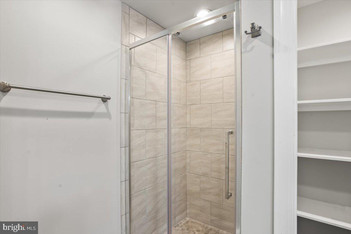 FIELDCREST - Residential