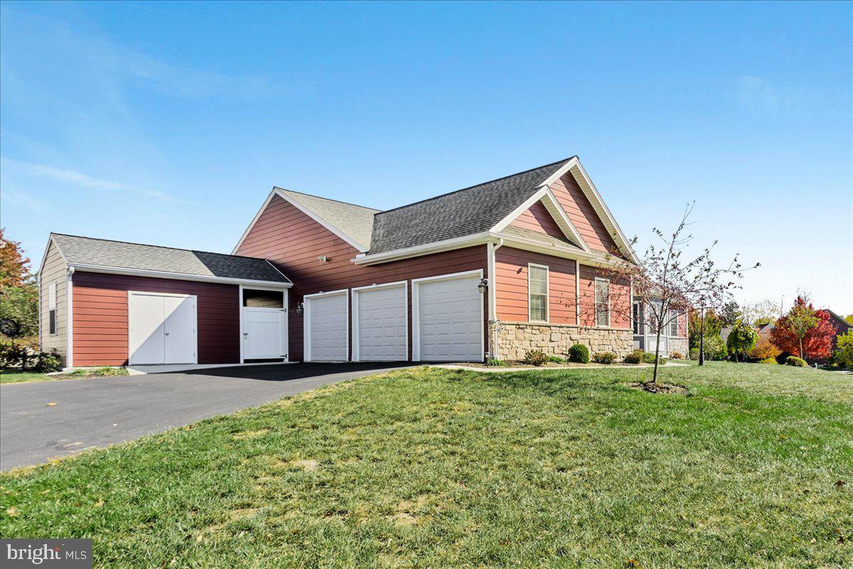 FIELDCREST - Residential