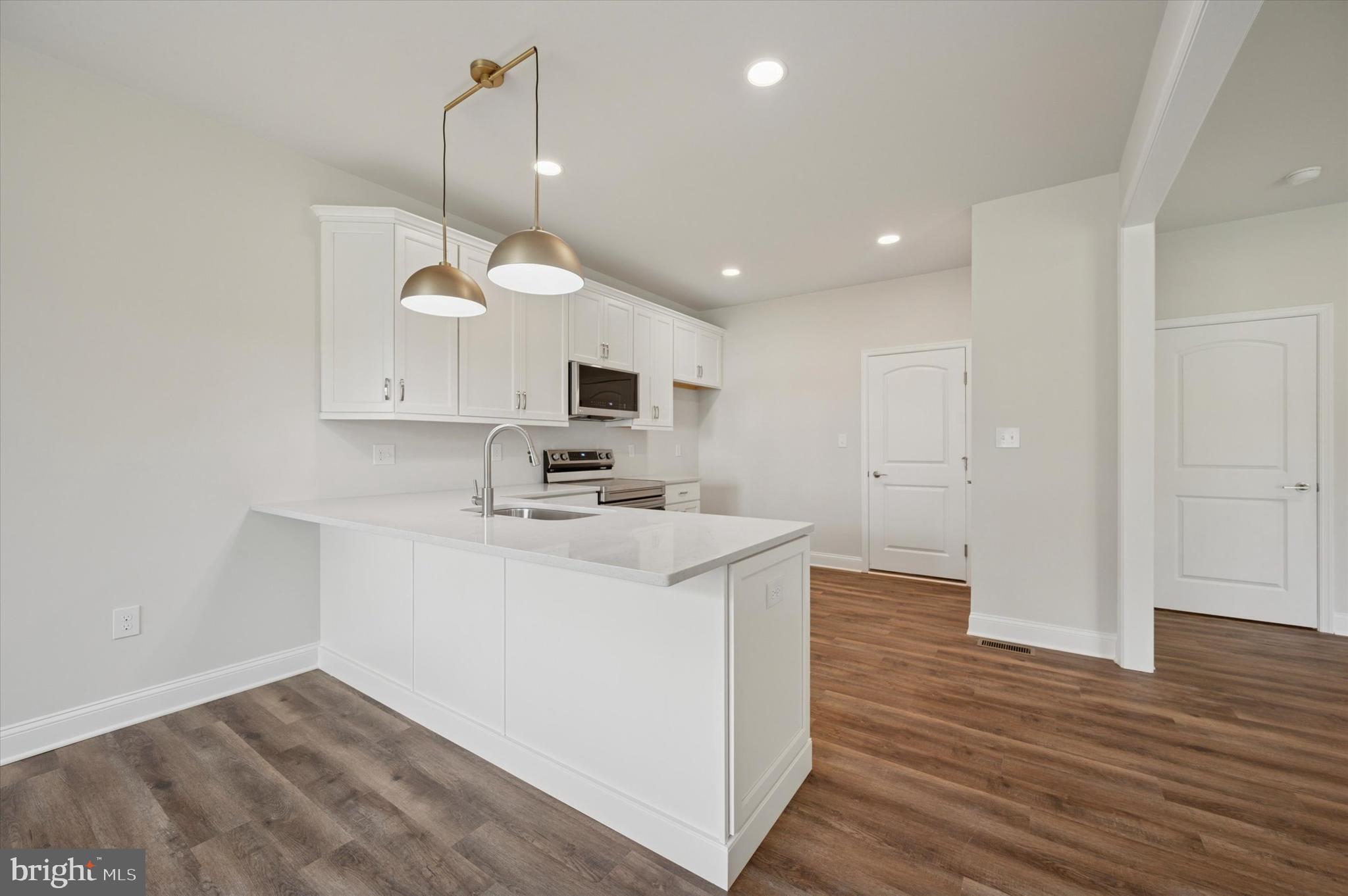 1006 PERSHING