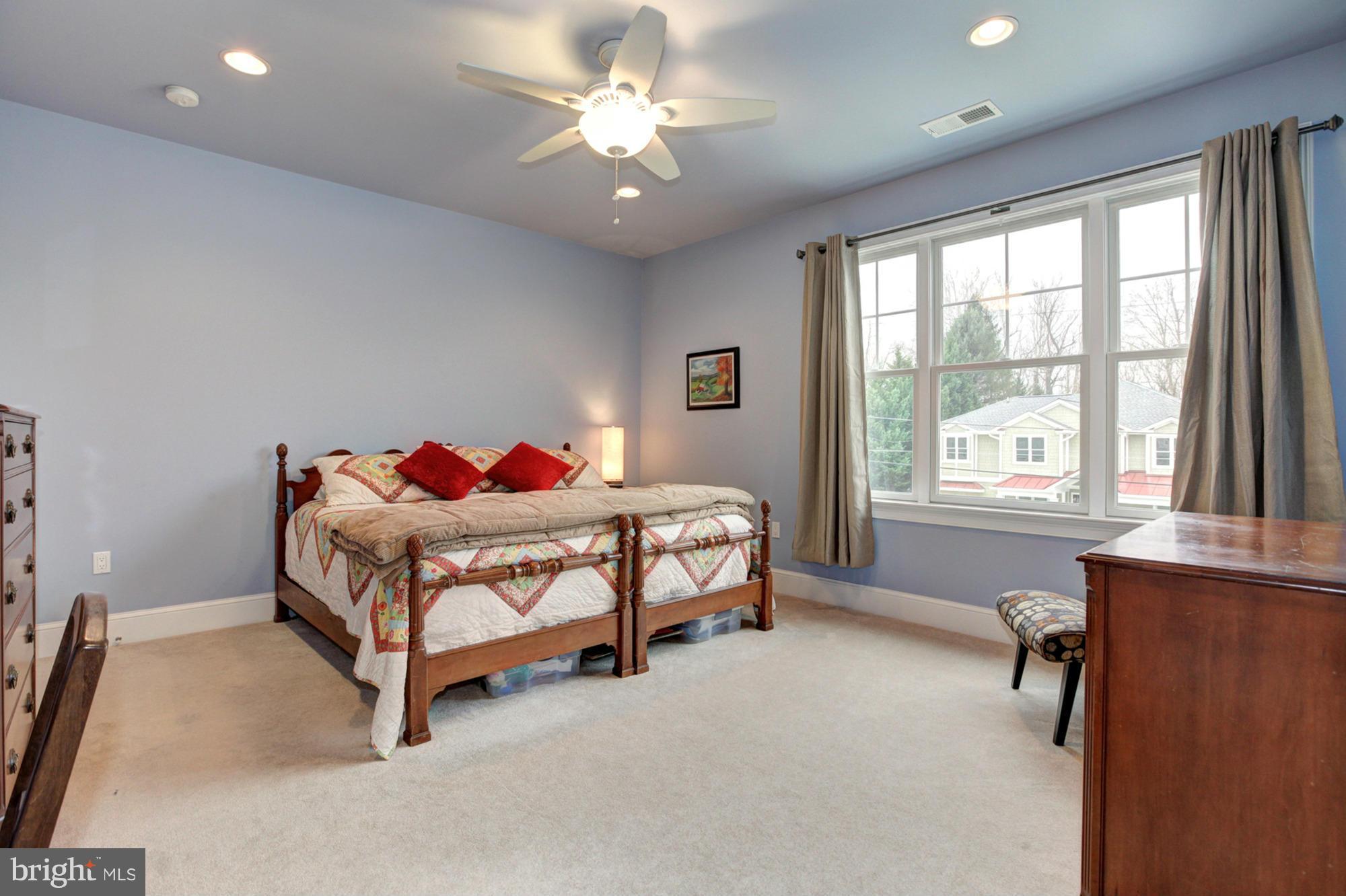 PARKWOOD - Residential