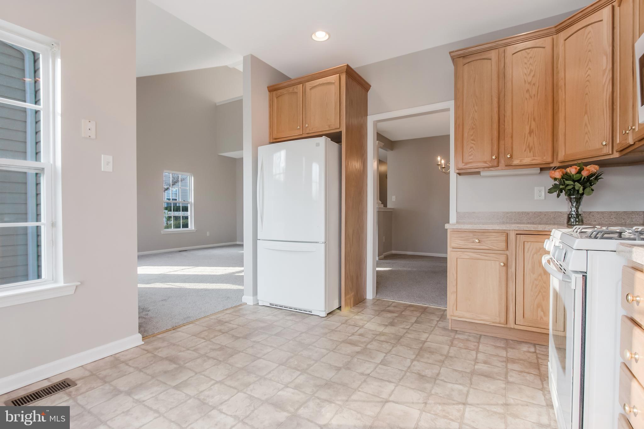 CREEKSIDE VILLAGE - Residential
