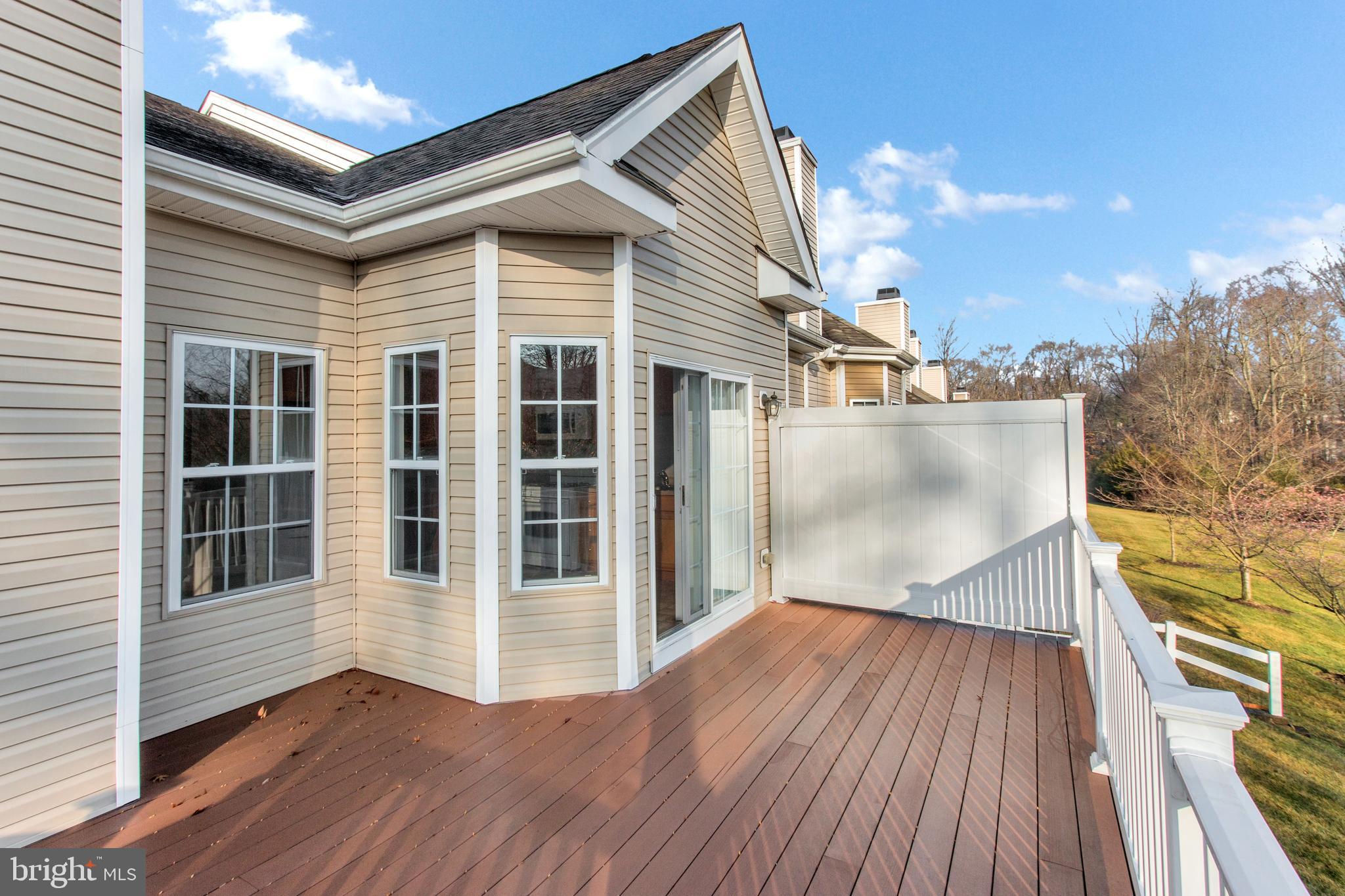 CREEKSIDE VILLAGE - Residential