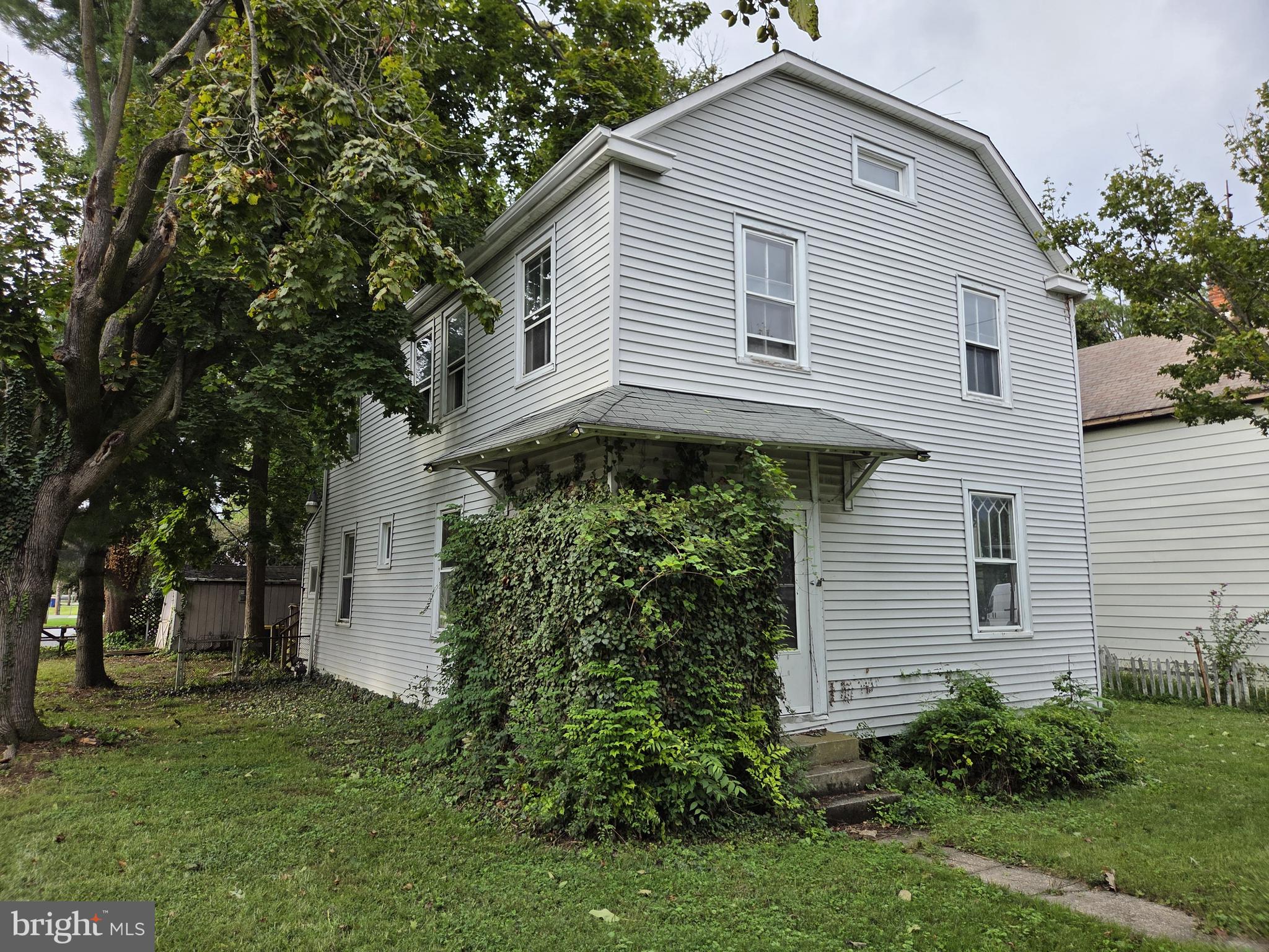 320 WASHINGTON STREET