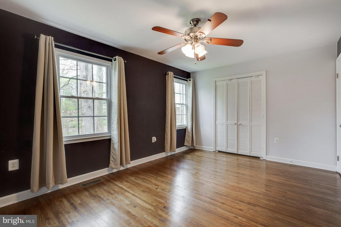 CARDINAL SQUARE - Residential