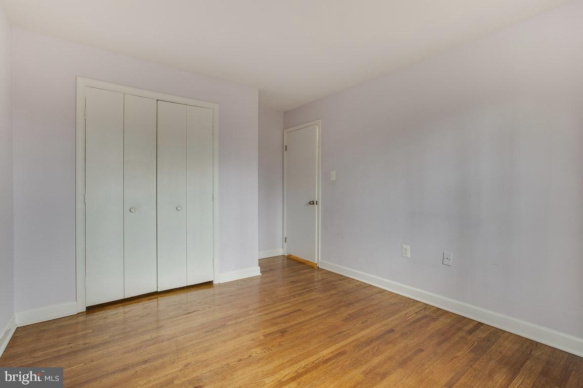 CARDINAL SQUARE - Residential