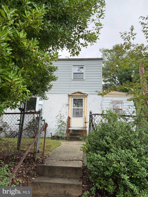 Photo of 712 Ludlow Street, TAKOMA PARK, MD 20912 (MLS # MDMC2257018)