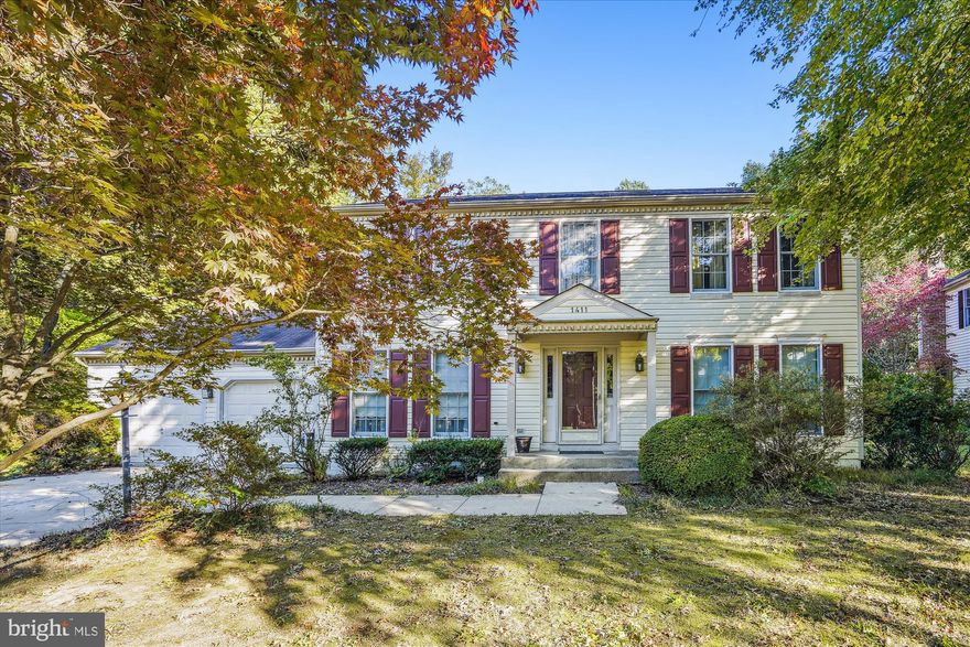 Great cheekbones, just needs blush! The home has been well cared for, just needs some elbow grease & some updates to make it your own. With a lovely lake view, there are 4 bedrooms & 2.5 baths. Additional features - There is a Trex deck off the family room, an oversized 2 car garage with a mini-split heat/AC unit, plus a dining room that will handle a good-sized crowd over the holidays.  The Tall Oaks Crossing neighborhood has great recreational features like tennis courts, playgrounds, as well as walking/bicycling trails. Route 214 gives direct access to DC & if you're ready to "head down the ocean hon", then just jump on 301 to Route 50. NOTE: this property qualifies for George Mason's Welcome Home Grant Program. See flyer in documents.