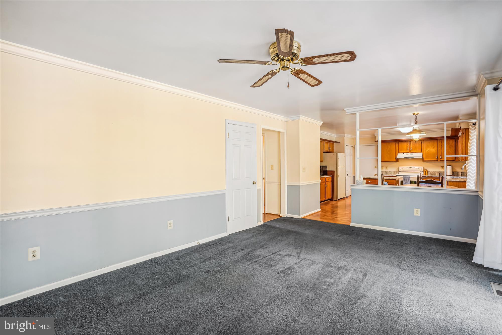 TALL OAKS CROSSING - Residential