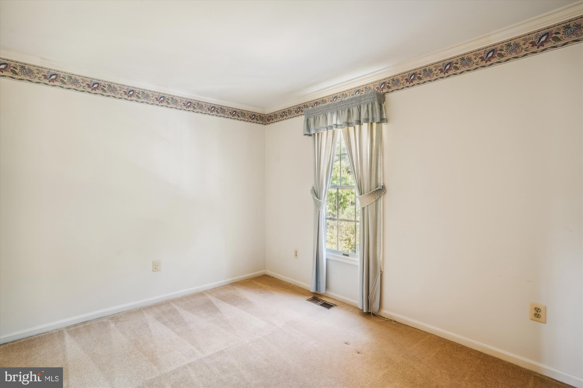 TALL OAKS CROSSING - Residential