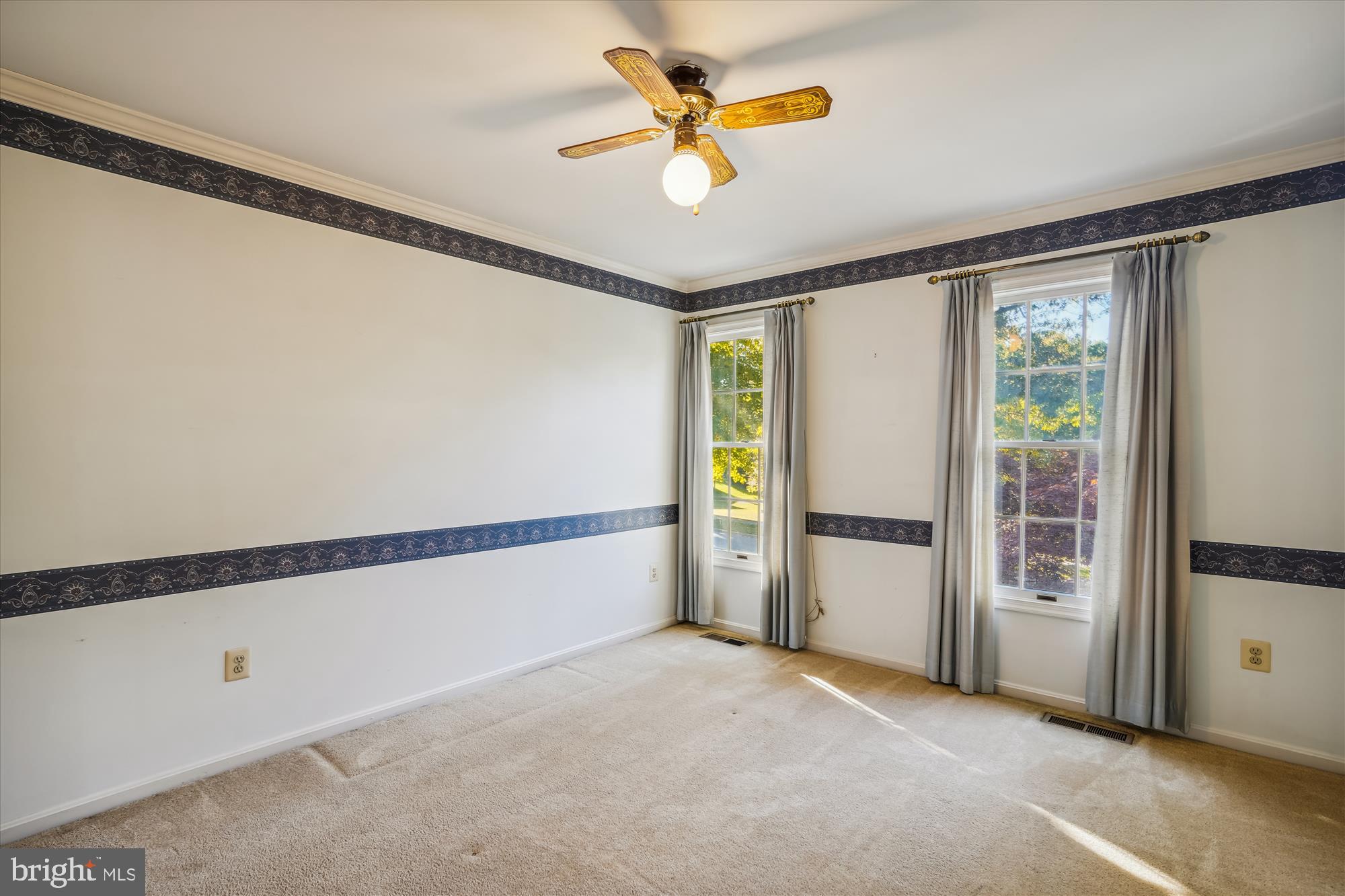 TALL OAKS CROSSING - Residential