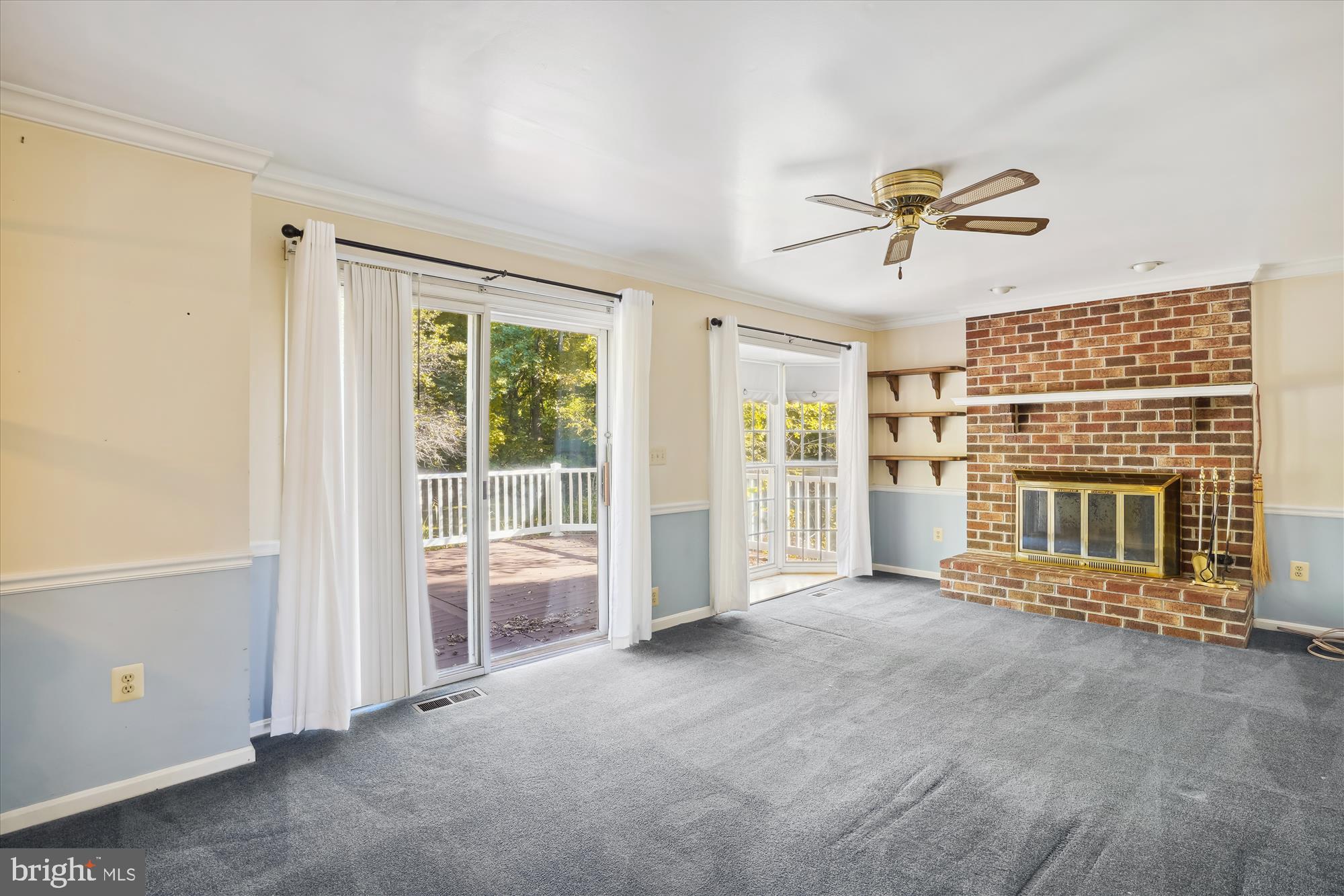 TALL OAKS CROSSING - Residential