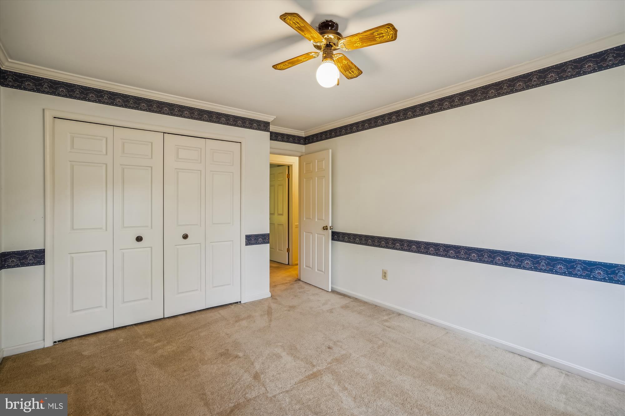 TALL OAKS CROSSING - Residential