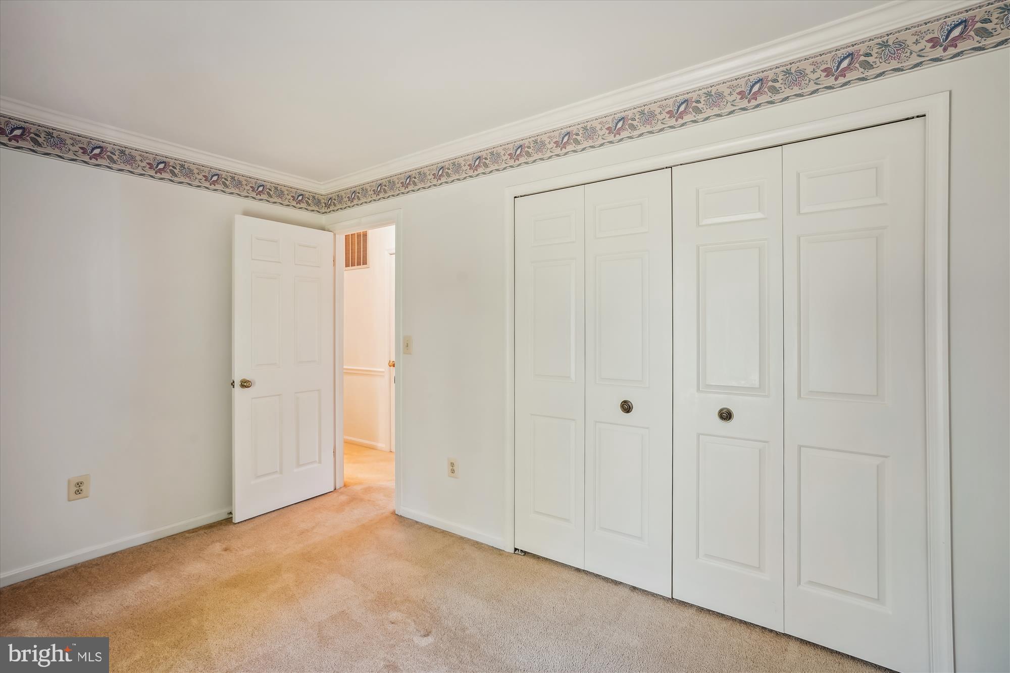 TALL OAKS CROSSING - Residential