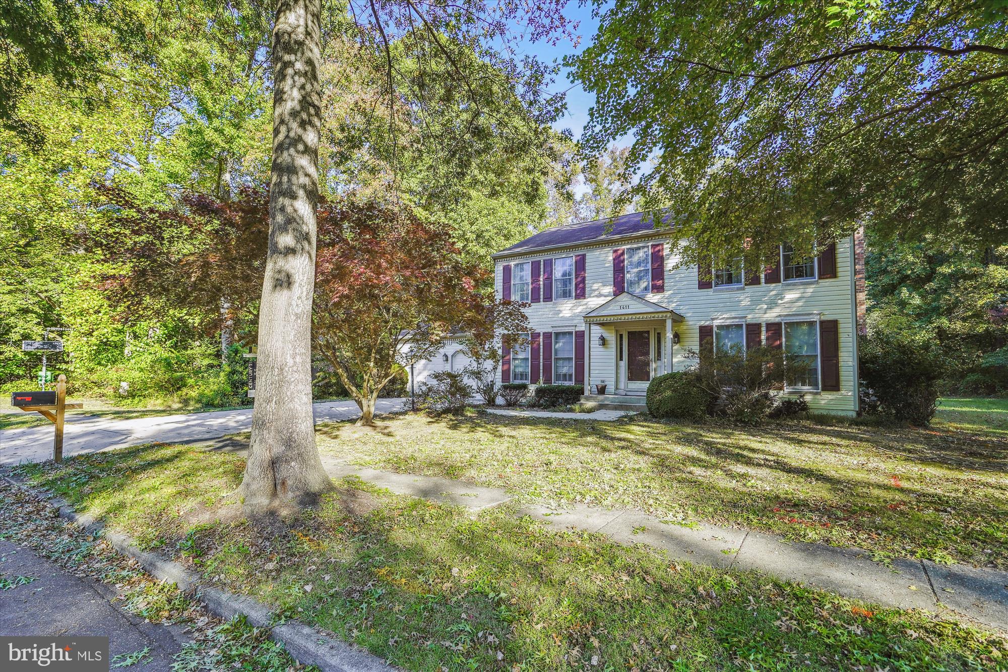 TALL OAKS CROSSING - Residential